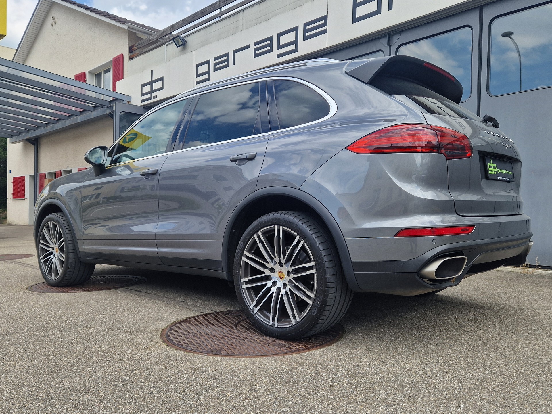 PORSCHE Cayenne Diesel-image-3