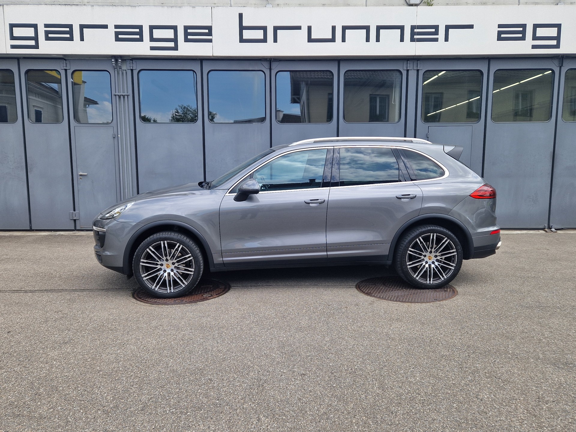 PORSCHE Cayenne Diesel-image-0