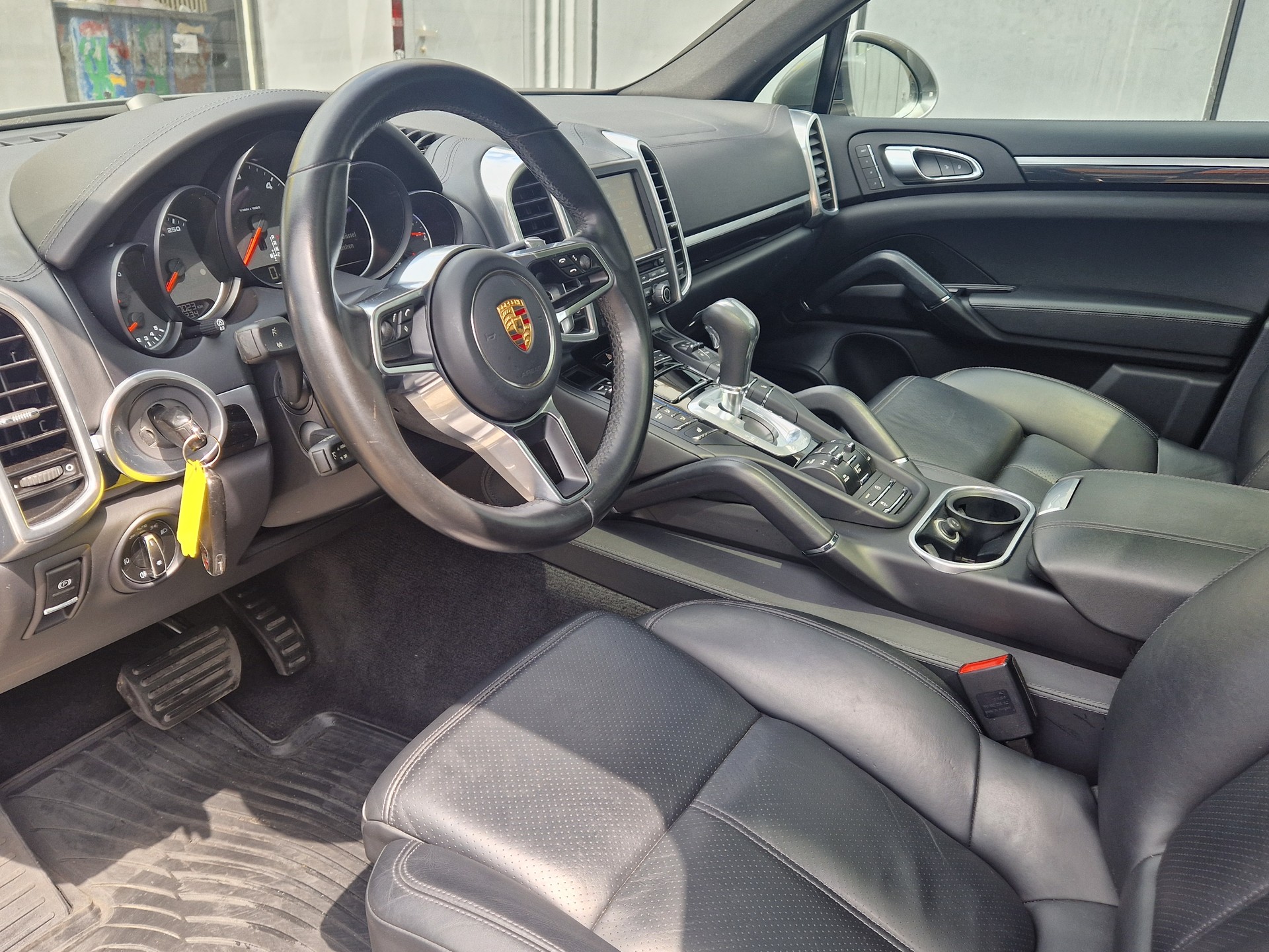 PORSCHE Cayenne Diesel-image-9