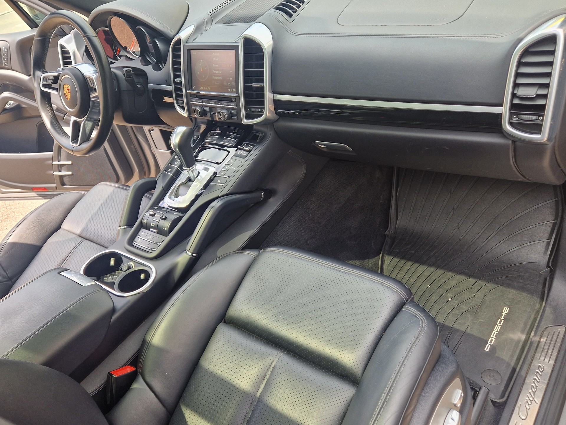 PORSCHE Cayenne Diesel-image-13