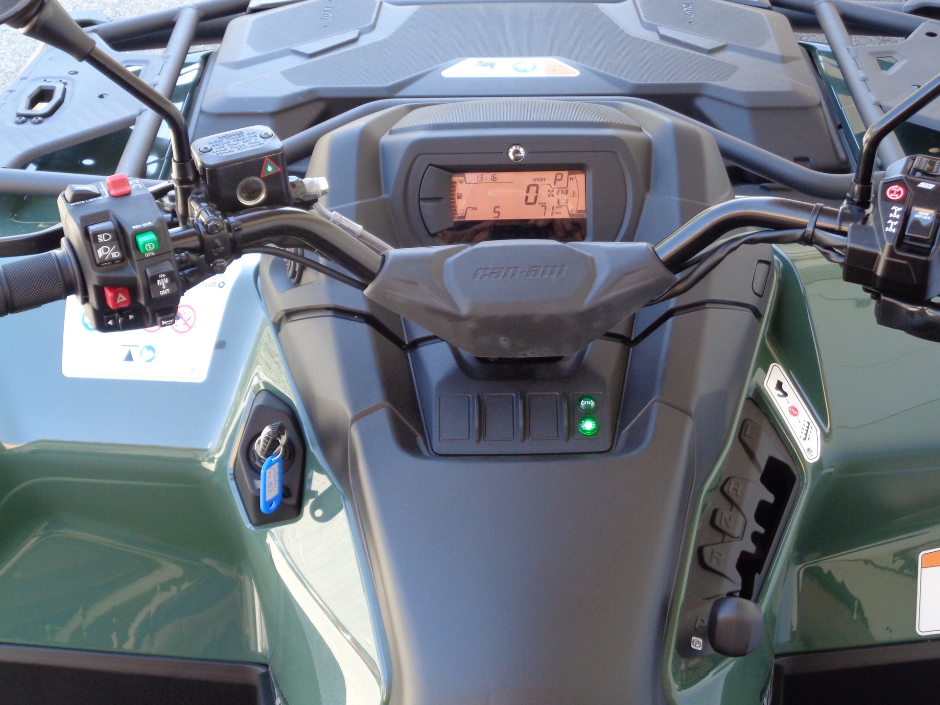 CAN-AM Outlander HD7 MAX PRO XU-image-7