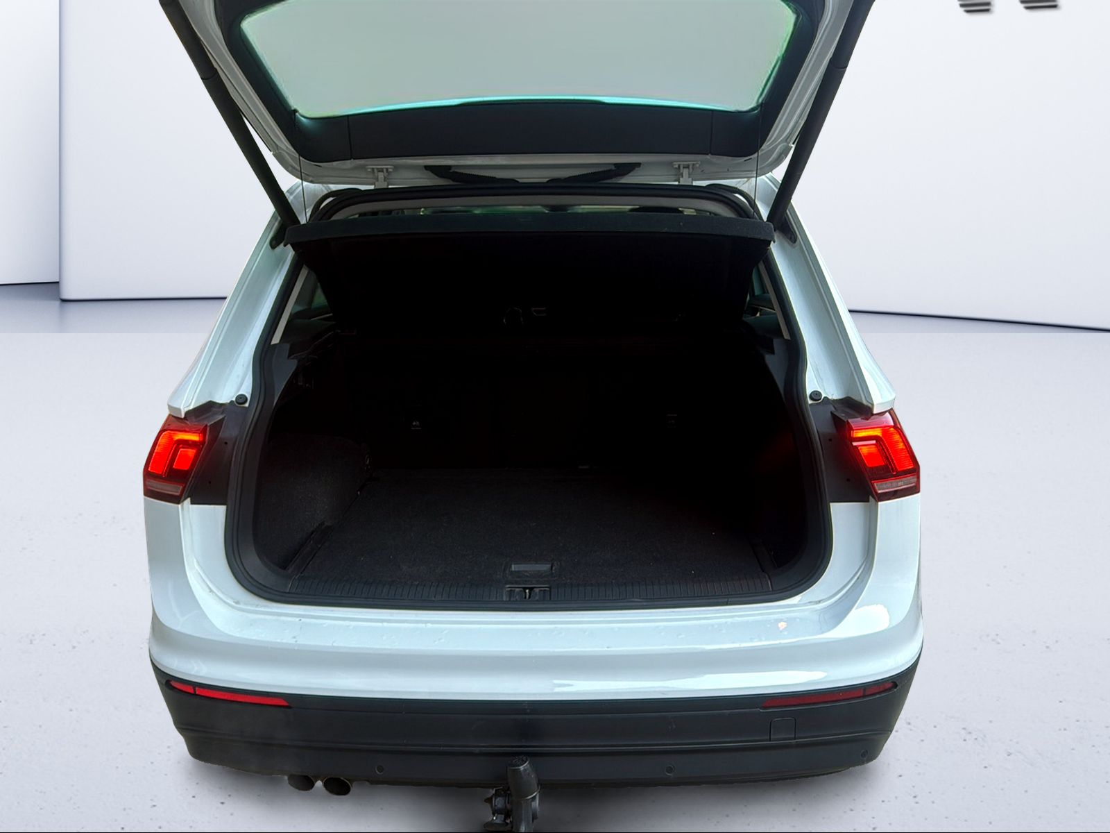 VW Tiguan 2.0 TDI SCR Comfortline 4Motion DSG-image-9