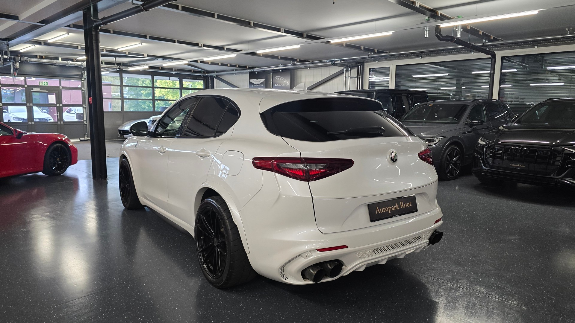 ALFA ROMEO Stelvio 2.9 V6 Quadrifoglio Q4 Automatic-image-8