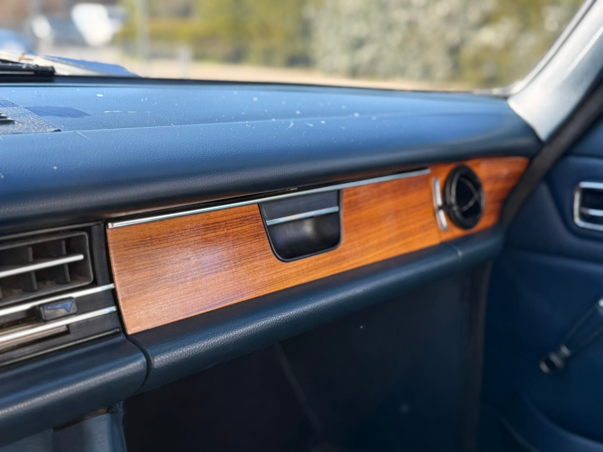 MERCEDES-BENZ 280 E "Strich-8"-image-12