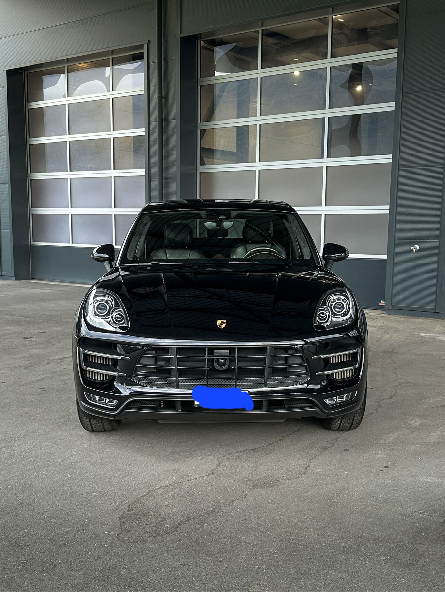 PORSCHE Macan Turbo PDK-image-6