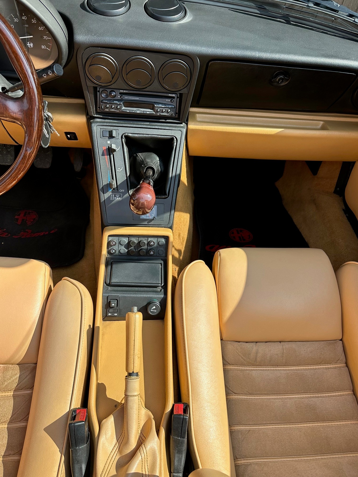 ALFA ROMEO Spider 2.0-image-17