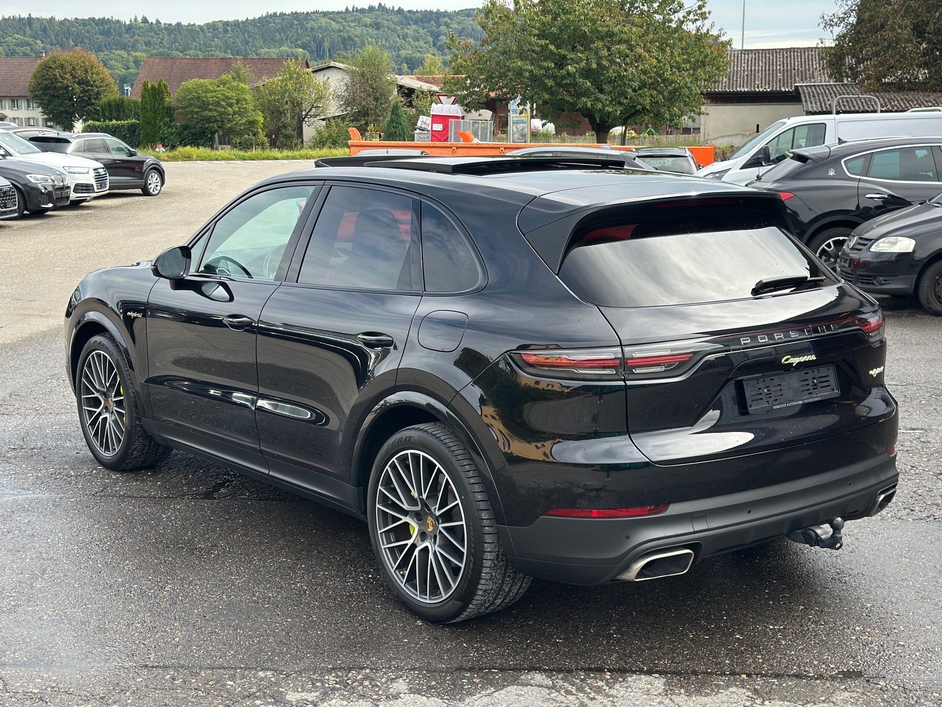 PORSCHE Cayenne E-Hybrid-image-15