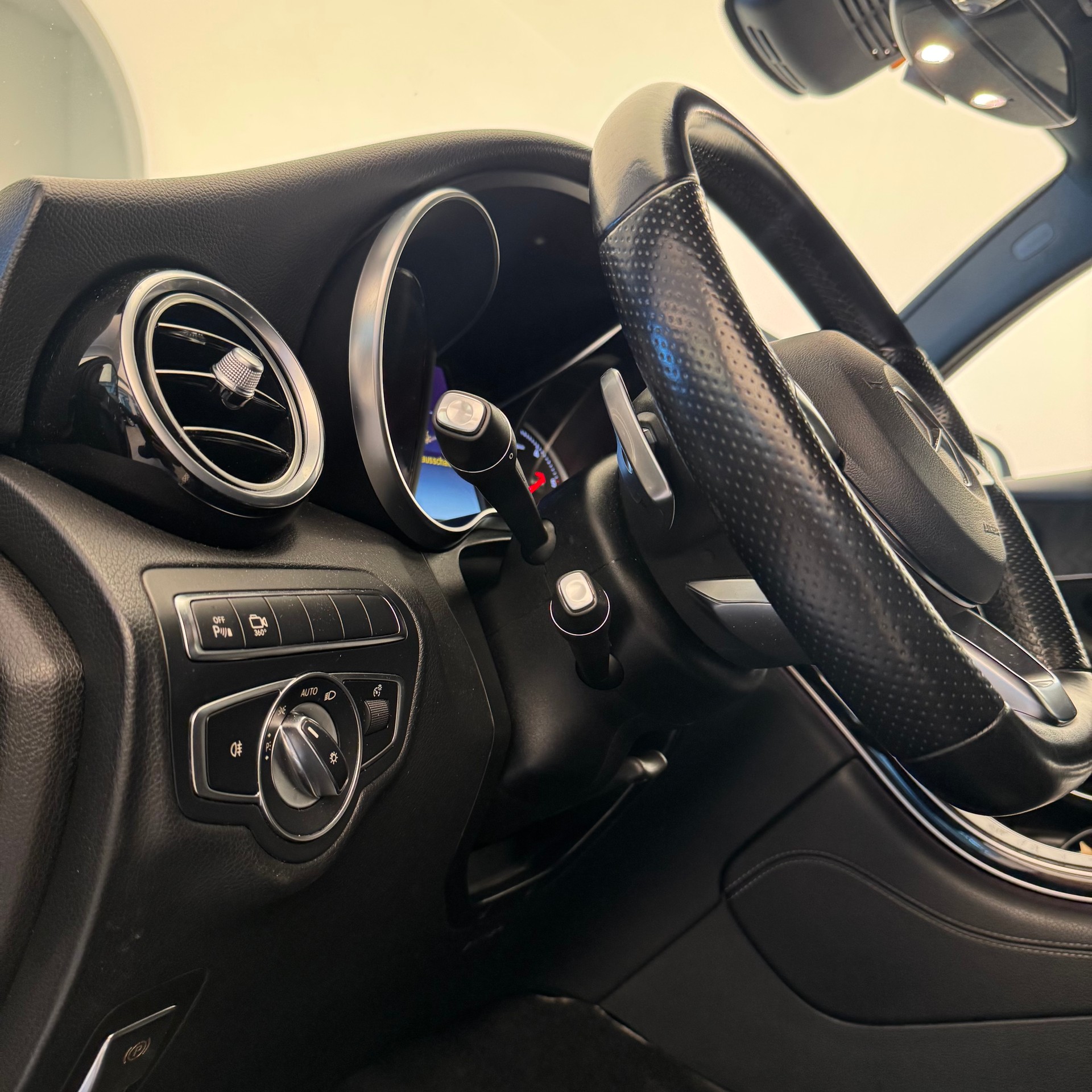 MERCEDES-BENZ GLC Coupé 350 d AMG GLC 63 Umbau-image-7