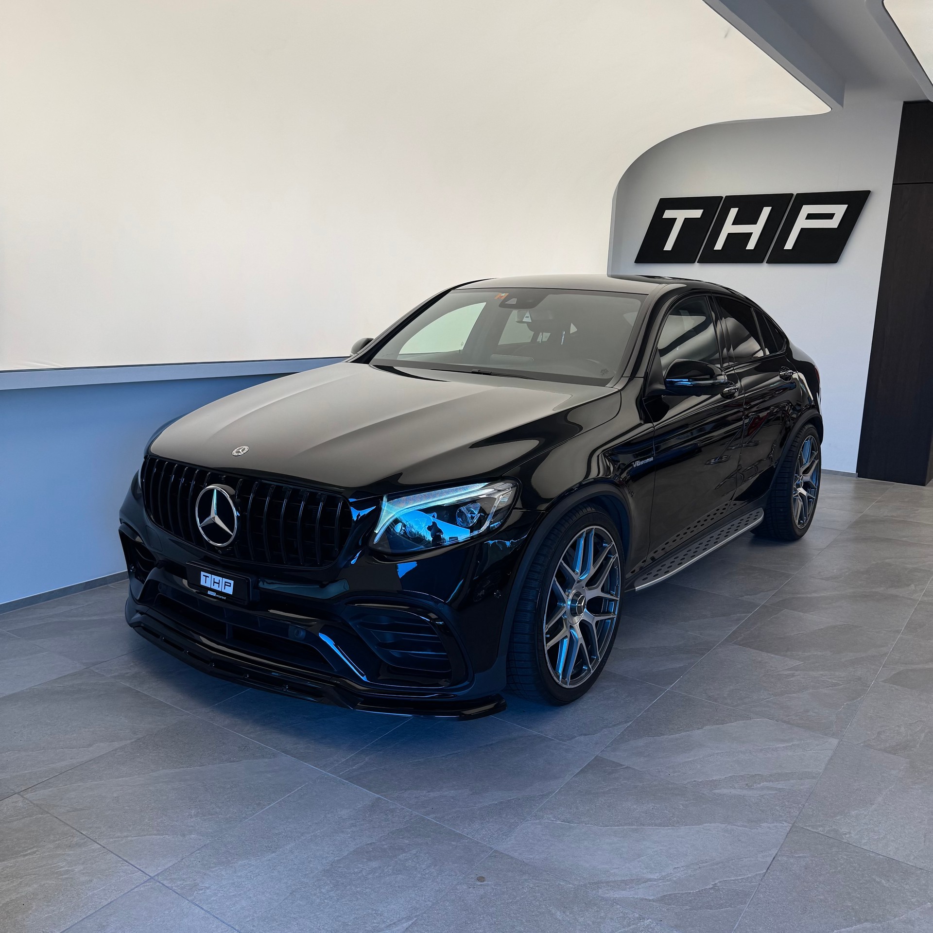 MERCEDES-BENZ GLC Coupé 350 d AMG GLC 63 Umbau-showroom-element-1