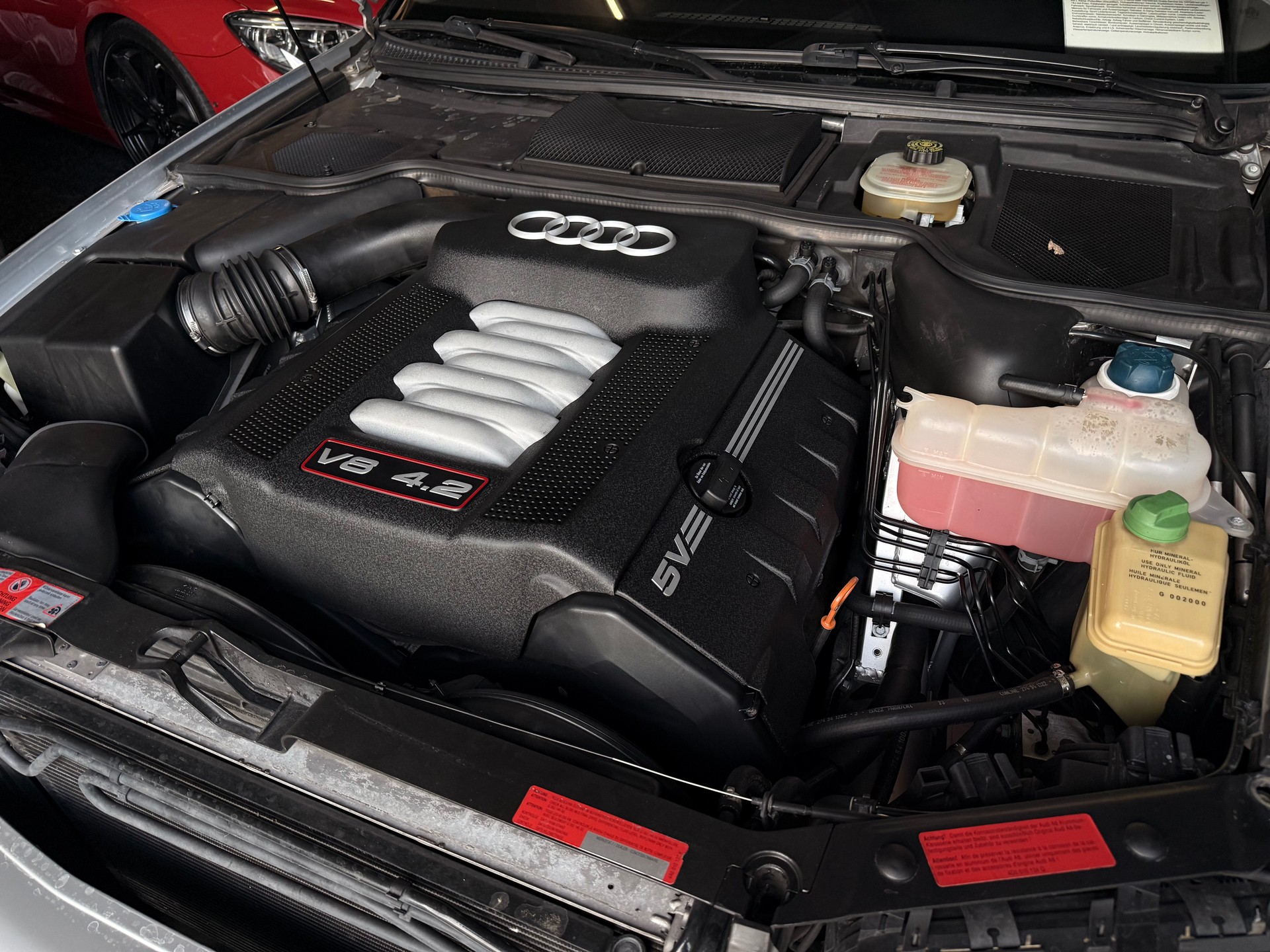 AUDI S8 D2 4.2 V8 Quattro ** Garantierte KM ** Neuwertiger-Zustand ** Lückenlose Boardunterlagen ** !! JETZT, STATT 27’900,- !!-image-24
