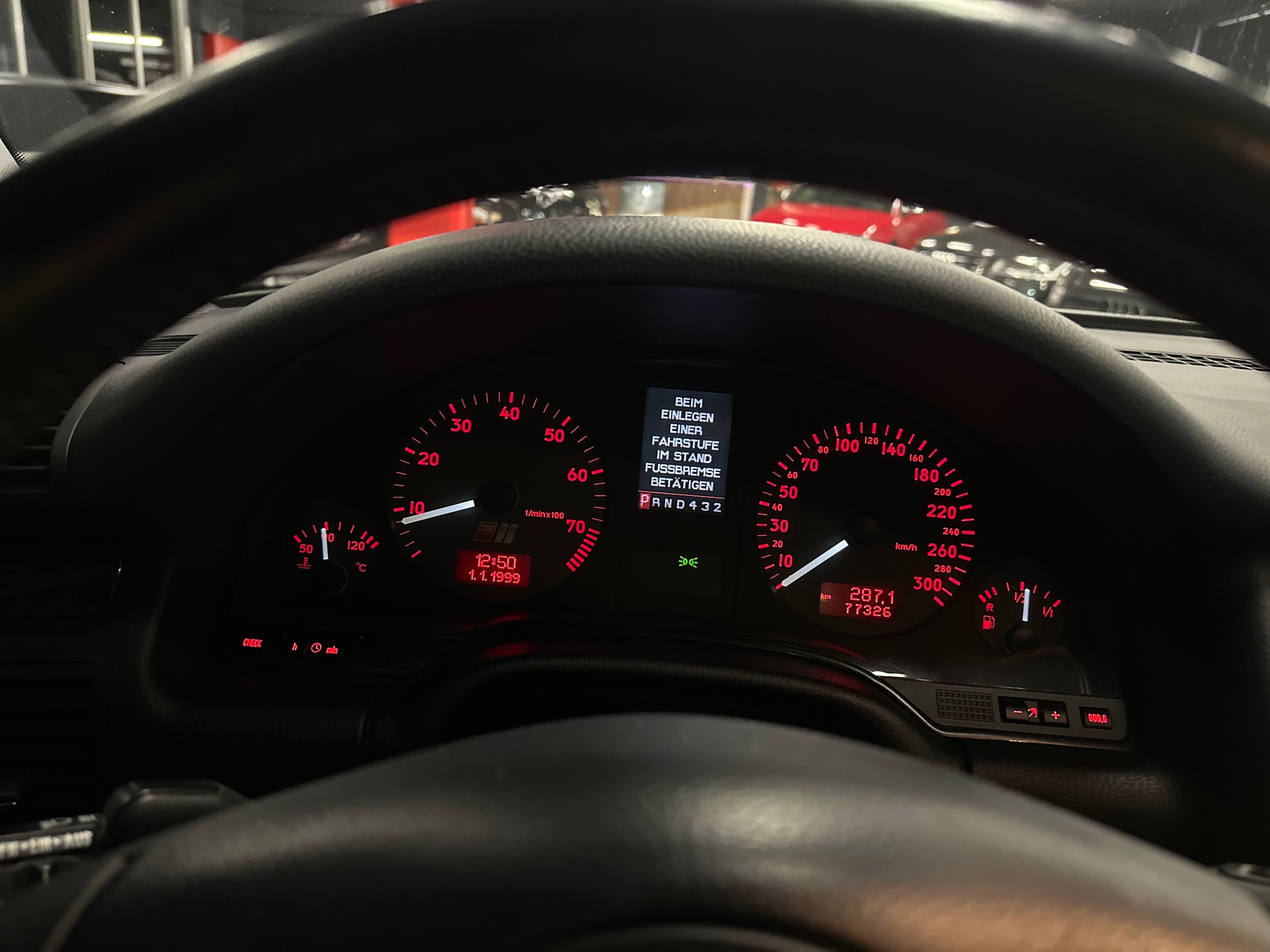 AUDI S8 D2 4.2 V8 Quattro ** Garantierte KM ** Neuwertiger-Zustand ** Lückenlose Boardunterlagen **-image-15