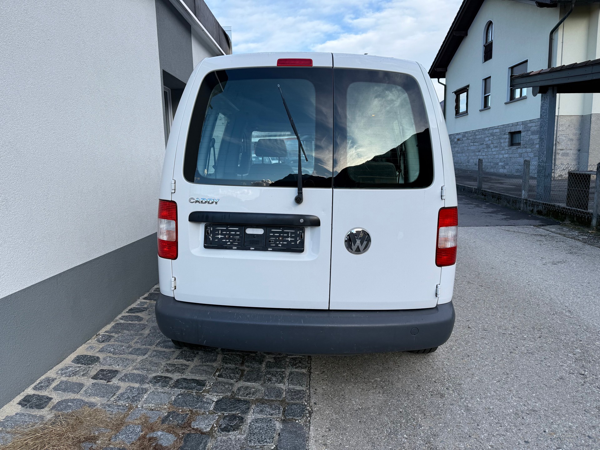 VW Caddy 1.4-image-7