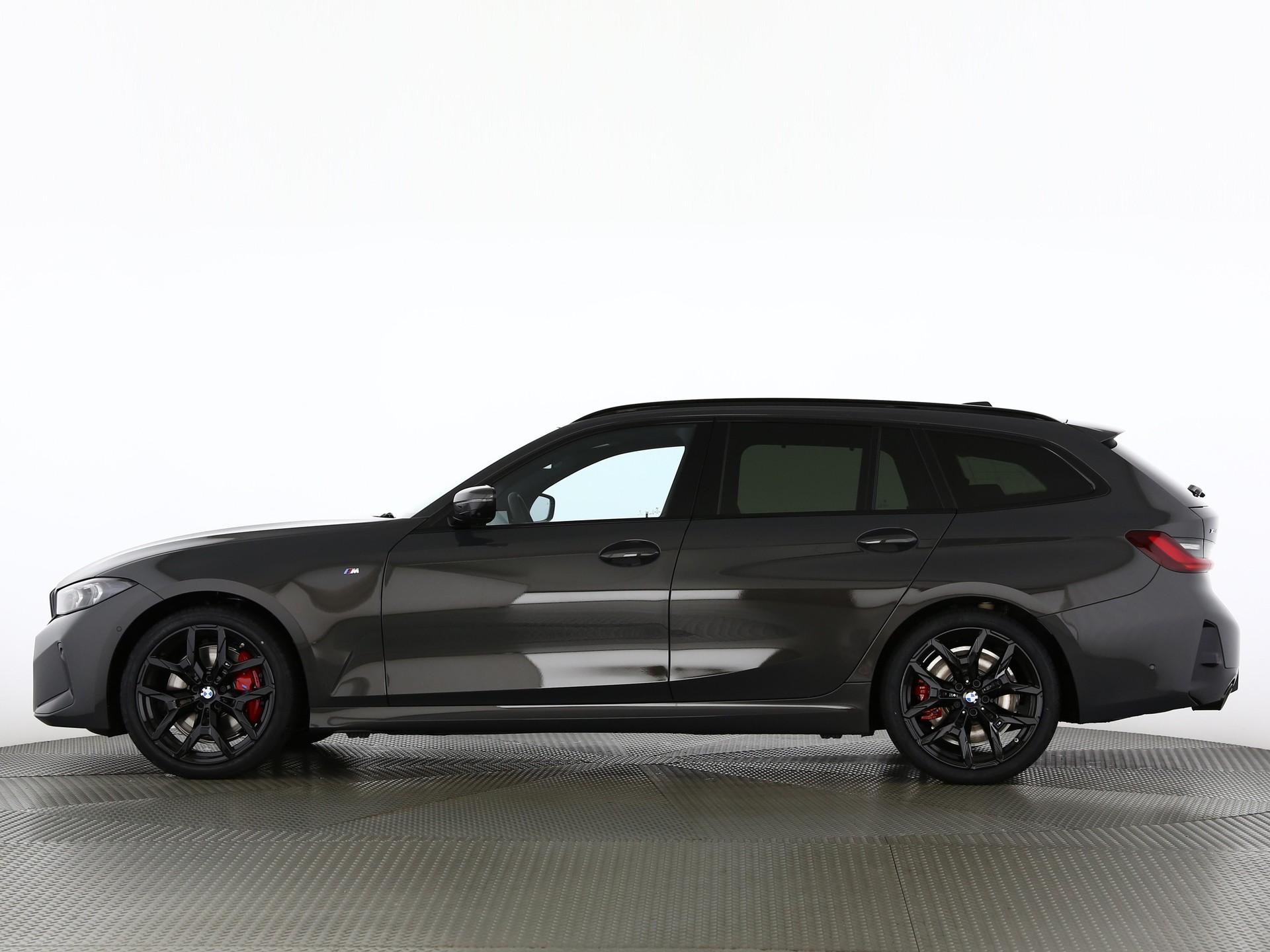 BMW 320d xDrive SAG Touring-image-2