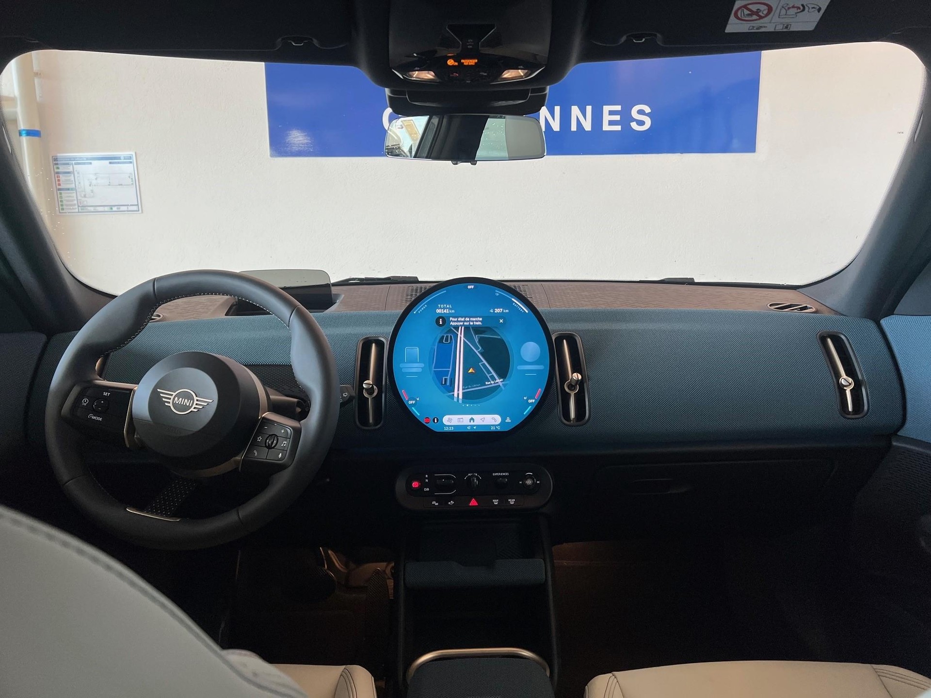 MINI Countryman U25 SE ALL4-image-8