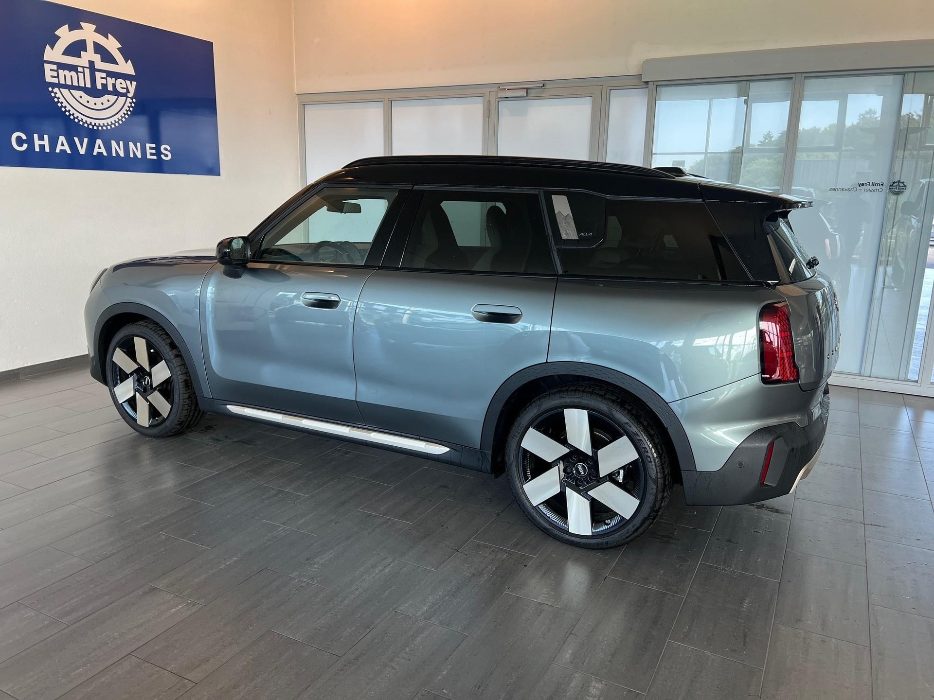 MINI Countryman U25 SE ALL4-image-1