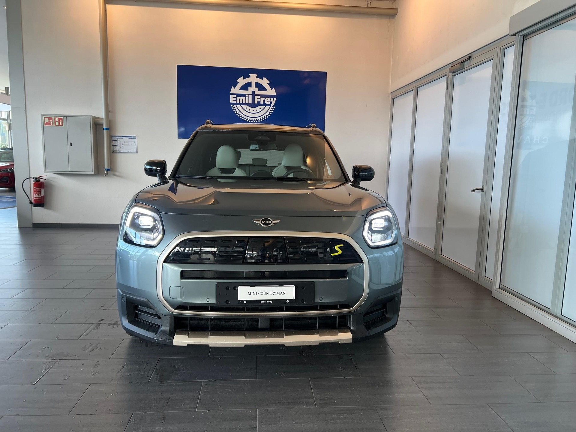 MINI Countryman U25 SE ALL4-image-3