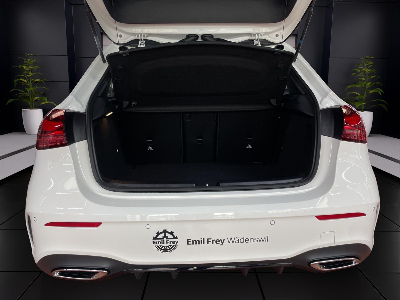 MERCEDES-BENZ A 180 Night Star AMG Line-image-8