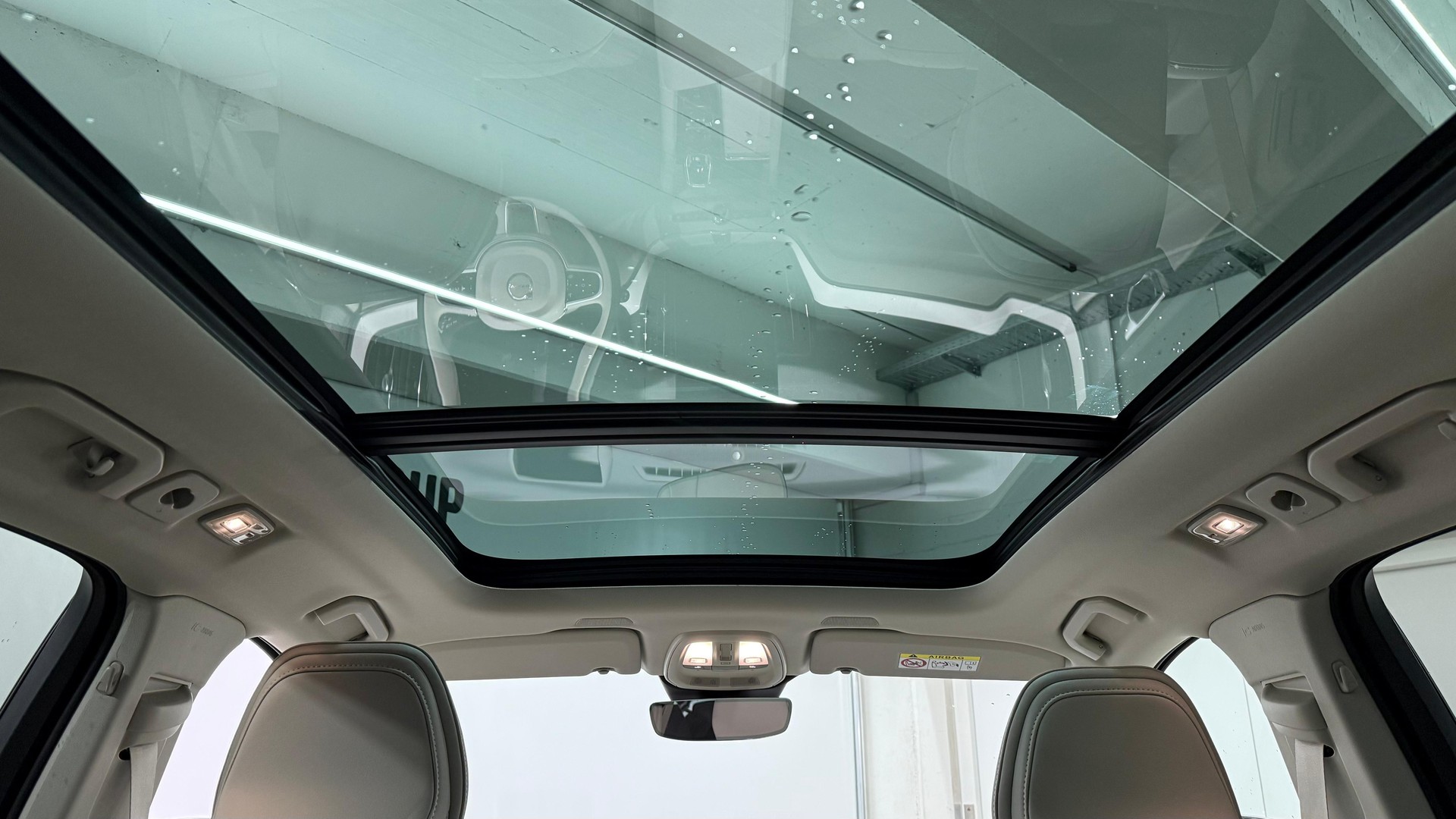 VOLVO XC60 2.0 T6 TE Ultra Bright eA-image-9