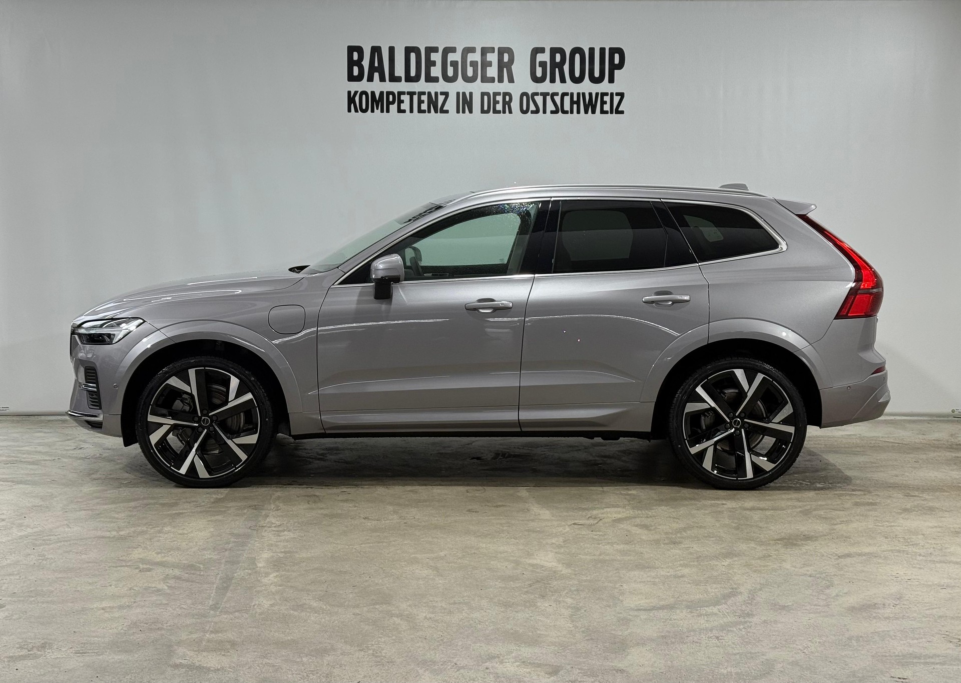 VOLVO XC60 2.0 T6 TE Ultra Bright eA-image-1