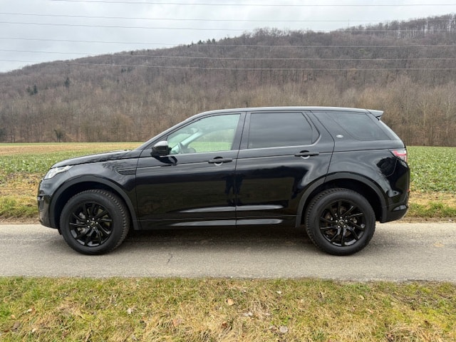LAND ROVER Discovery Sport 2.0 SD4 SE AT9-showroom-element-1