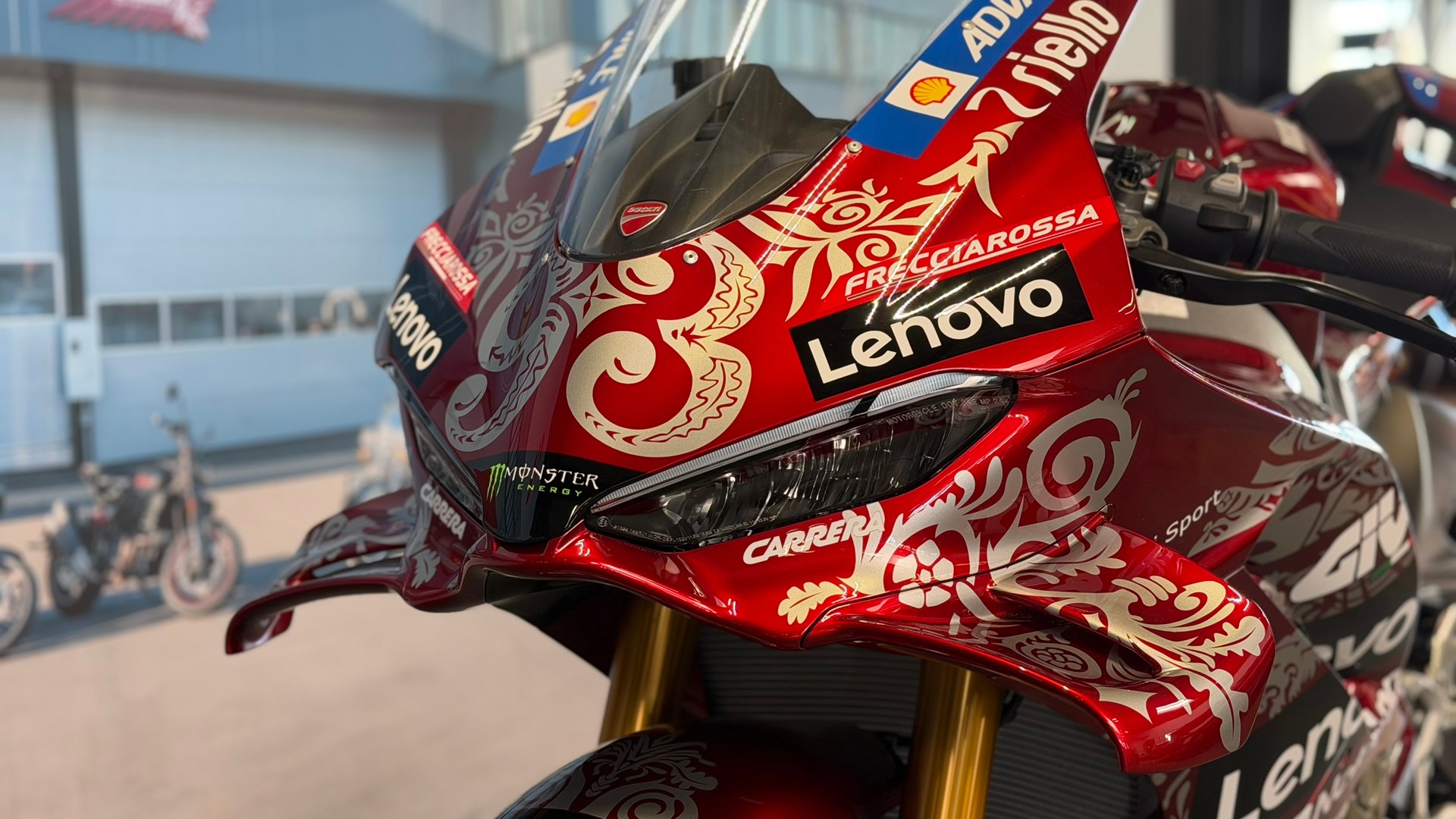 DUCATI PANIGALE V4 S Replica Mugello 2025-image-6