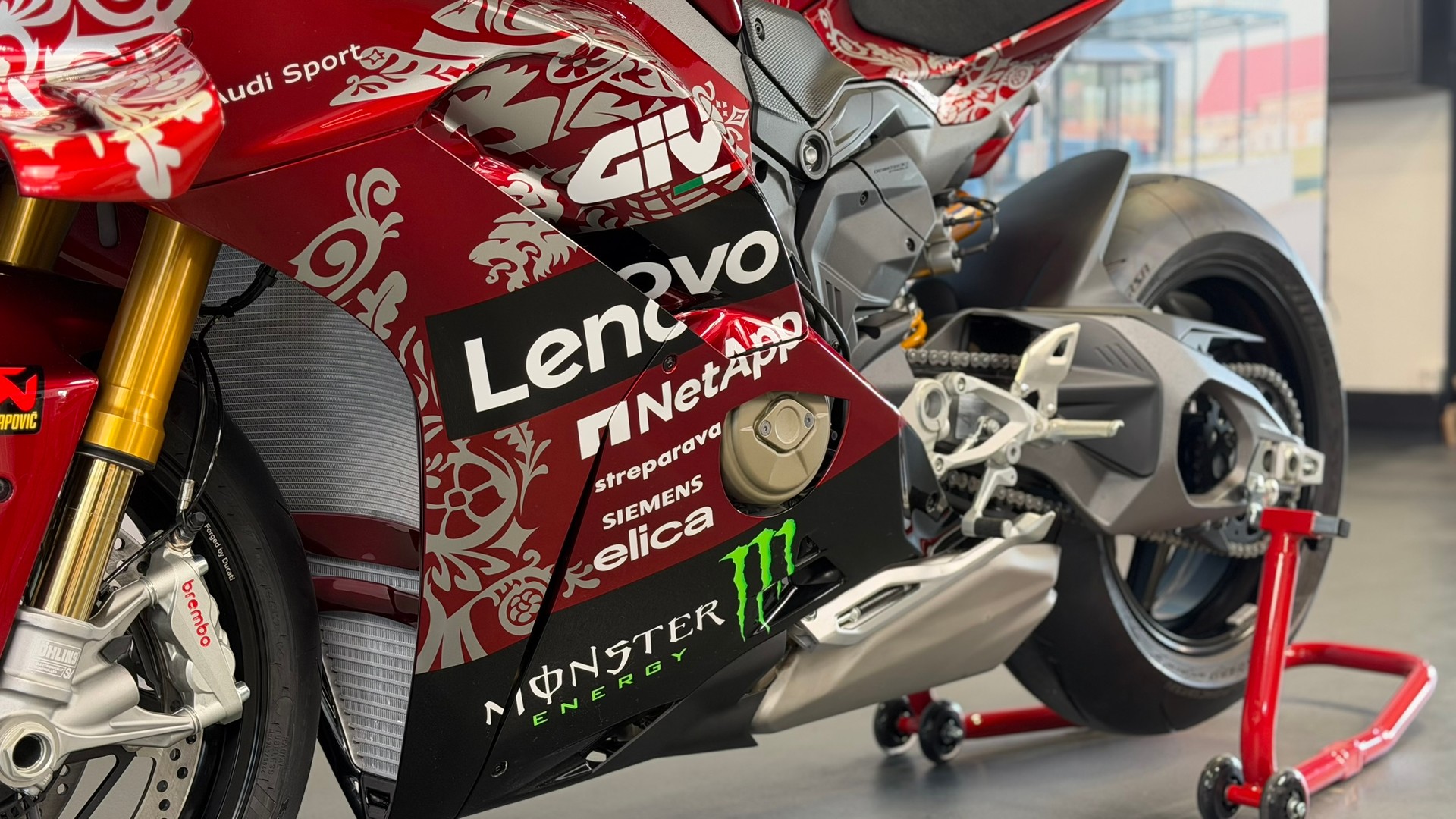 DUCATI PANIGALE V4 S Replica Mugello 2025-image-7