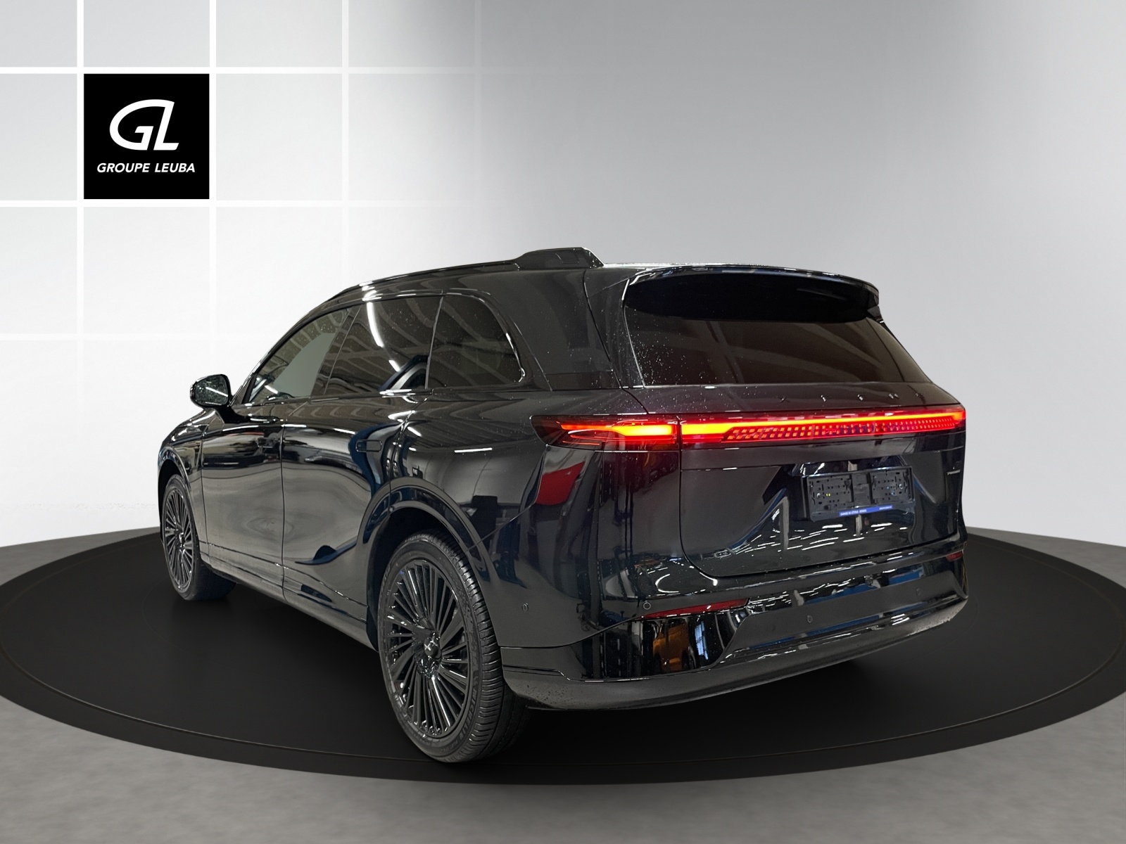 XPENG G9 93kWh Performance AWD-image-3
