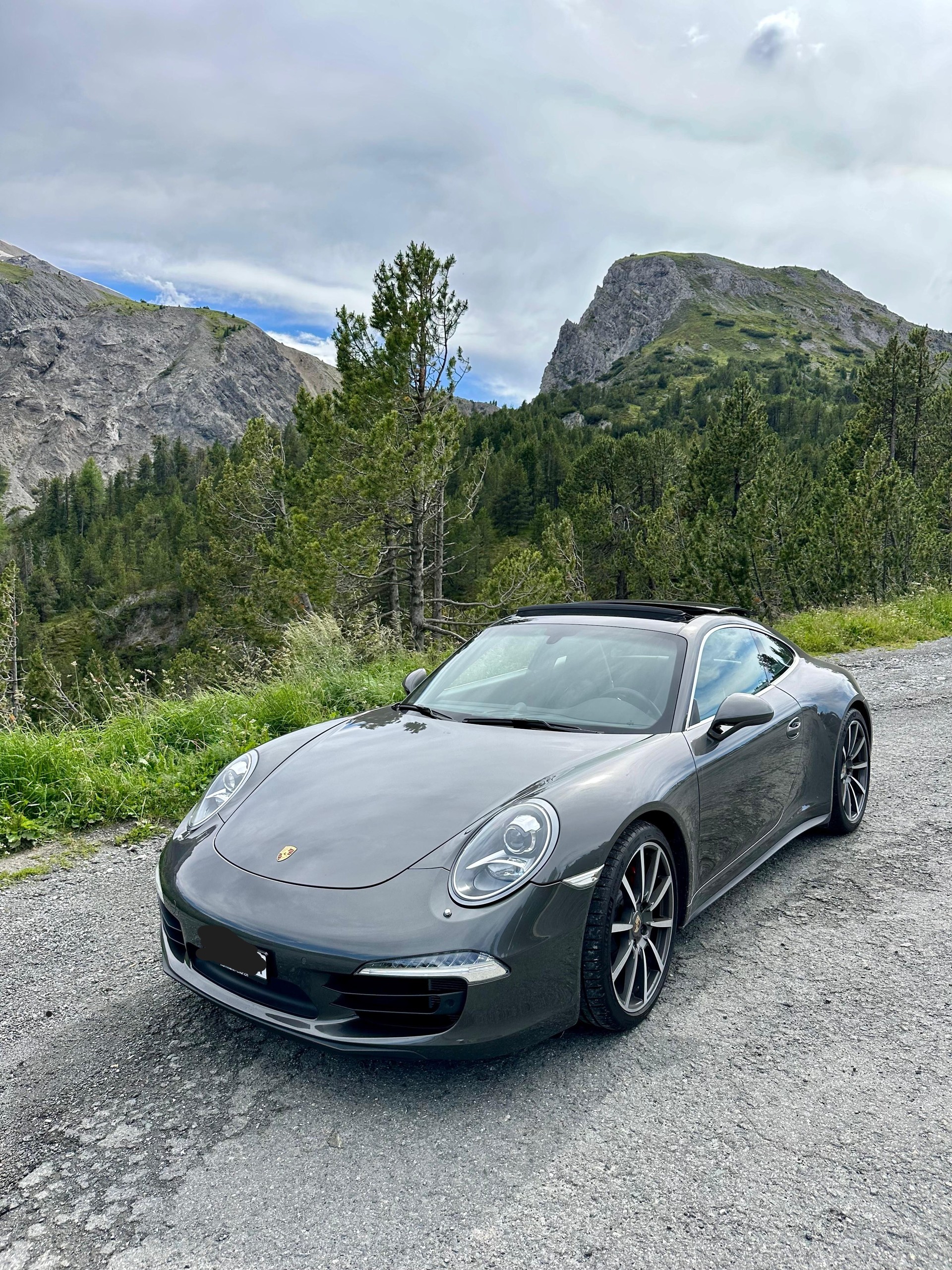 PORSCHE 911 Carrera 4S-image-6