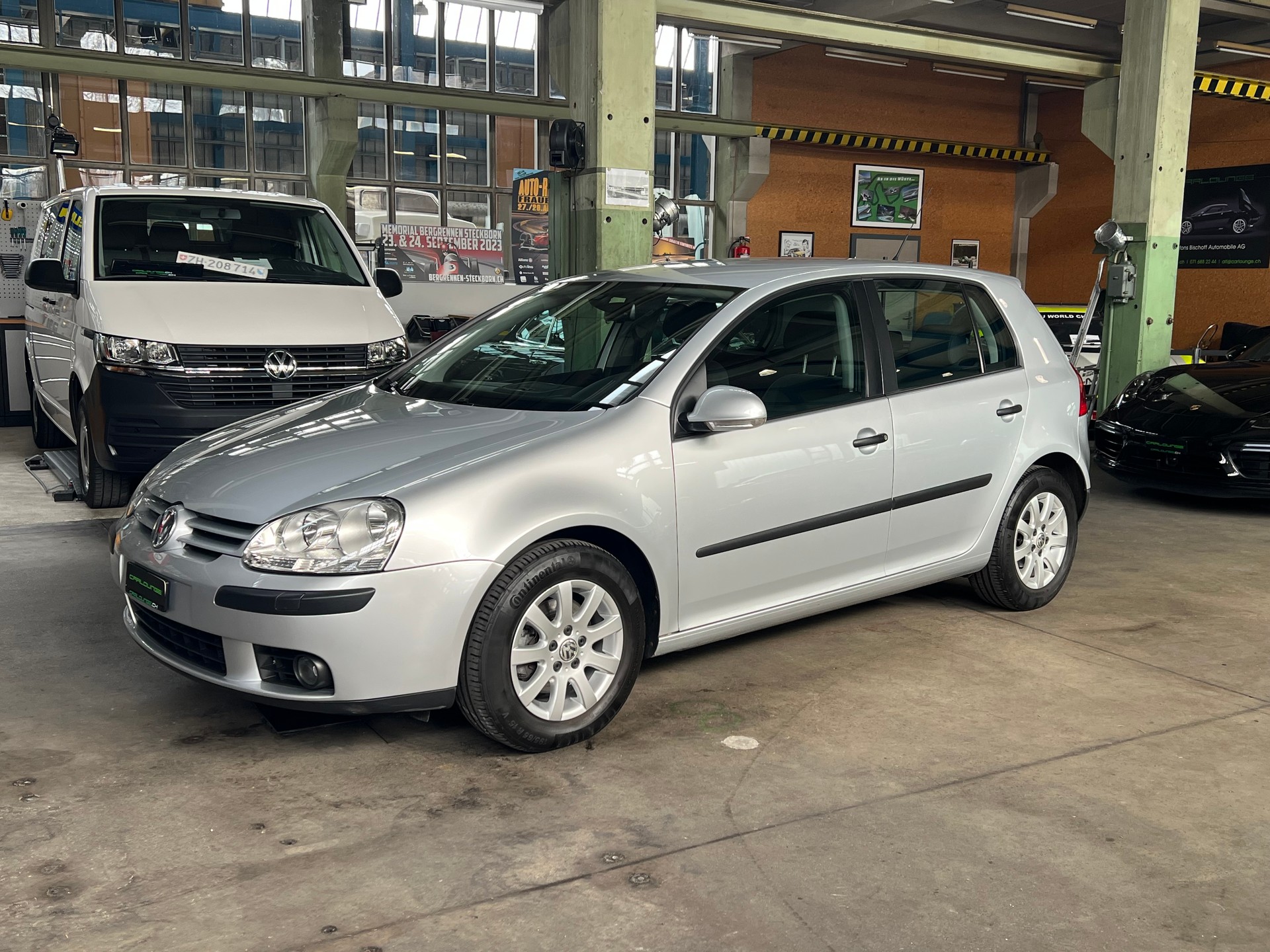 VW Golf 2.0 FSI Comfortline 4Motion-image-11