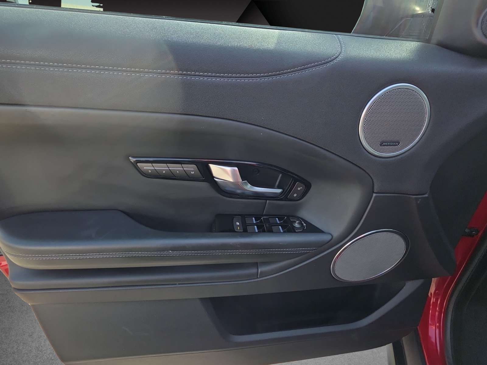 LAND ROVER Range Rover Evoque 2.0 SD4 SE Dynamic AT9-image-15