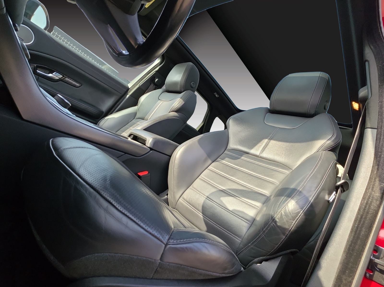 LAND ROVER Range Rover Evoque 2.0 SD4 SE Dynamic AT9-image-13