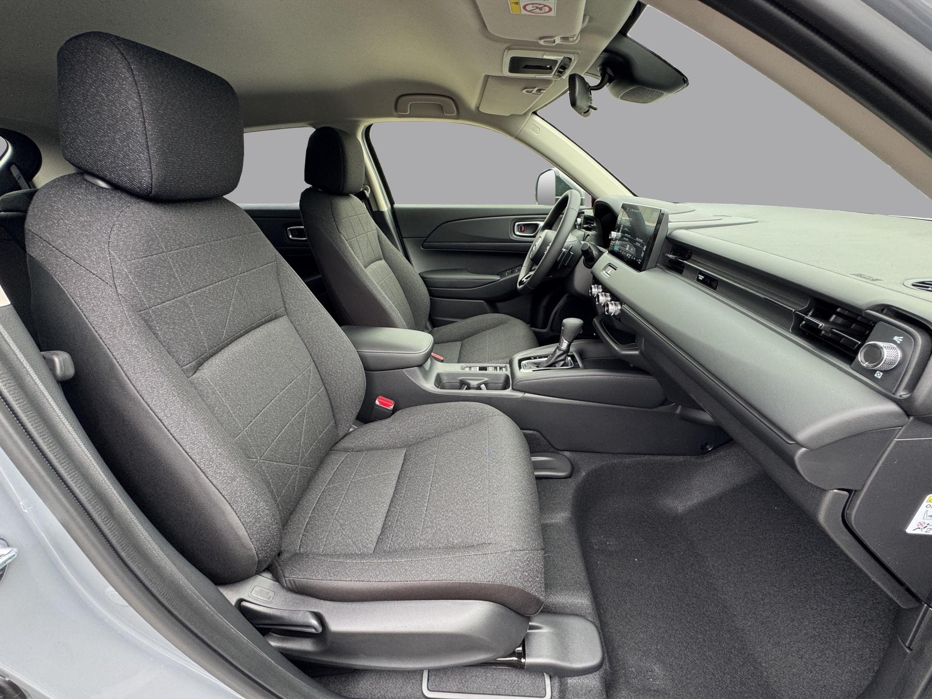 HONDA HR-V 1.5 i-MMD Elegance-image-24