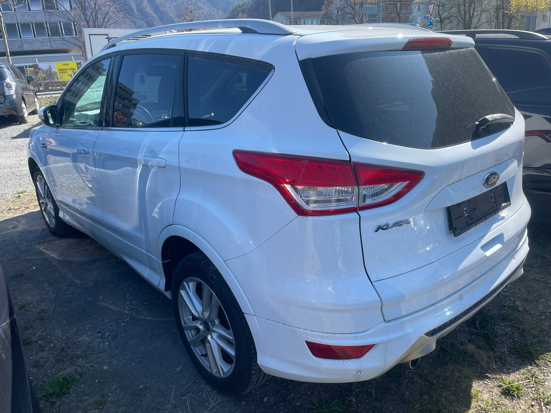 FORD Kuga 2.0 TDCi Titanium S 4WD PowerShift-image-2