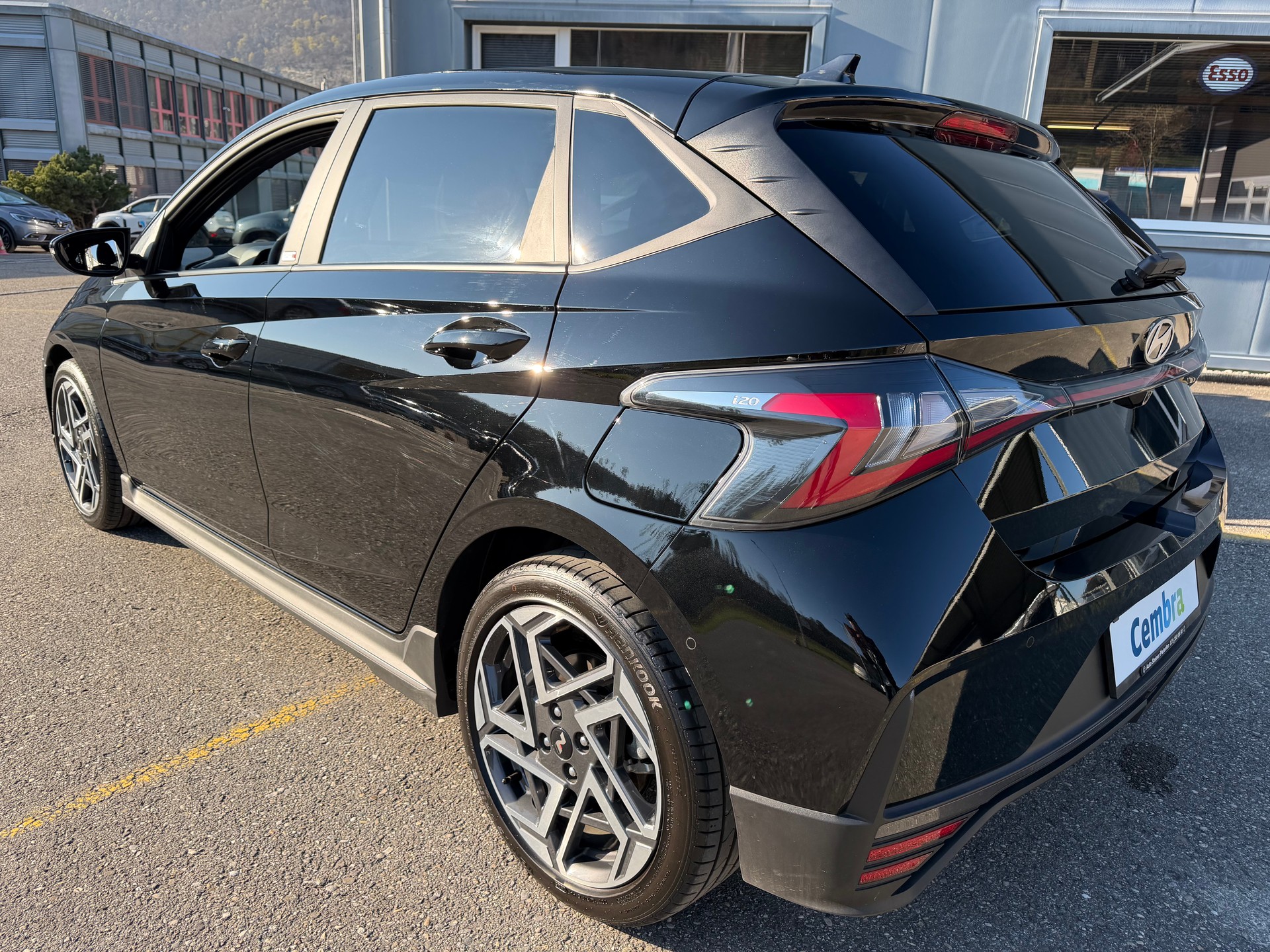 HYUNDAI "N-LINE" i20 1.0 T-GDi N-Line "SPORT N-LINE" CH WAGEN "AUTOMAT" TOP AUSSTATTUNG !!-image-28