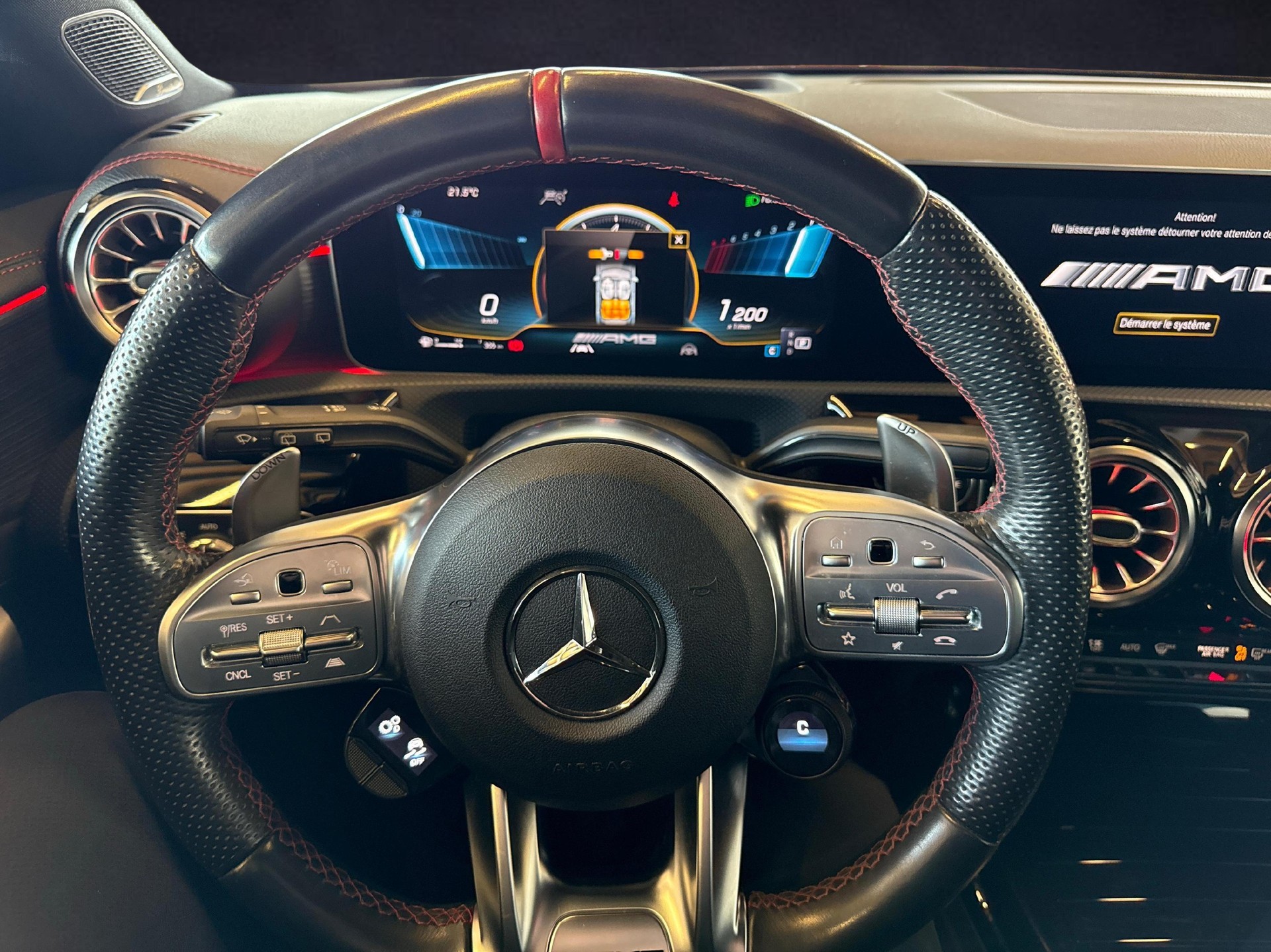 MERCEDES-BENZ CLA 35 AMG 4matic Shooting Brake-image-13
