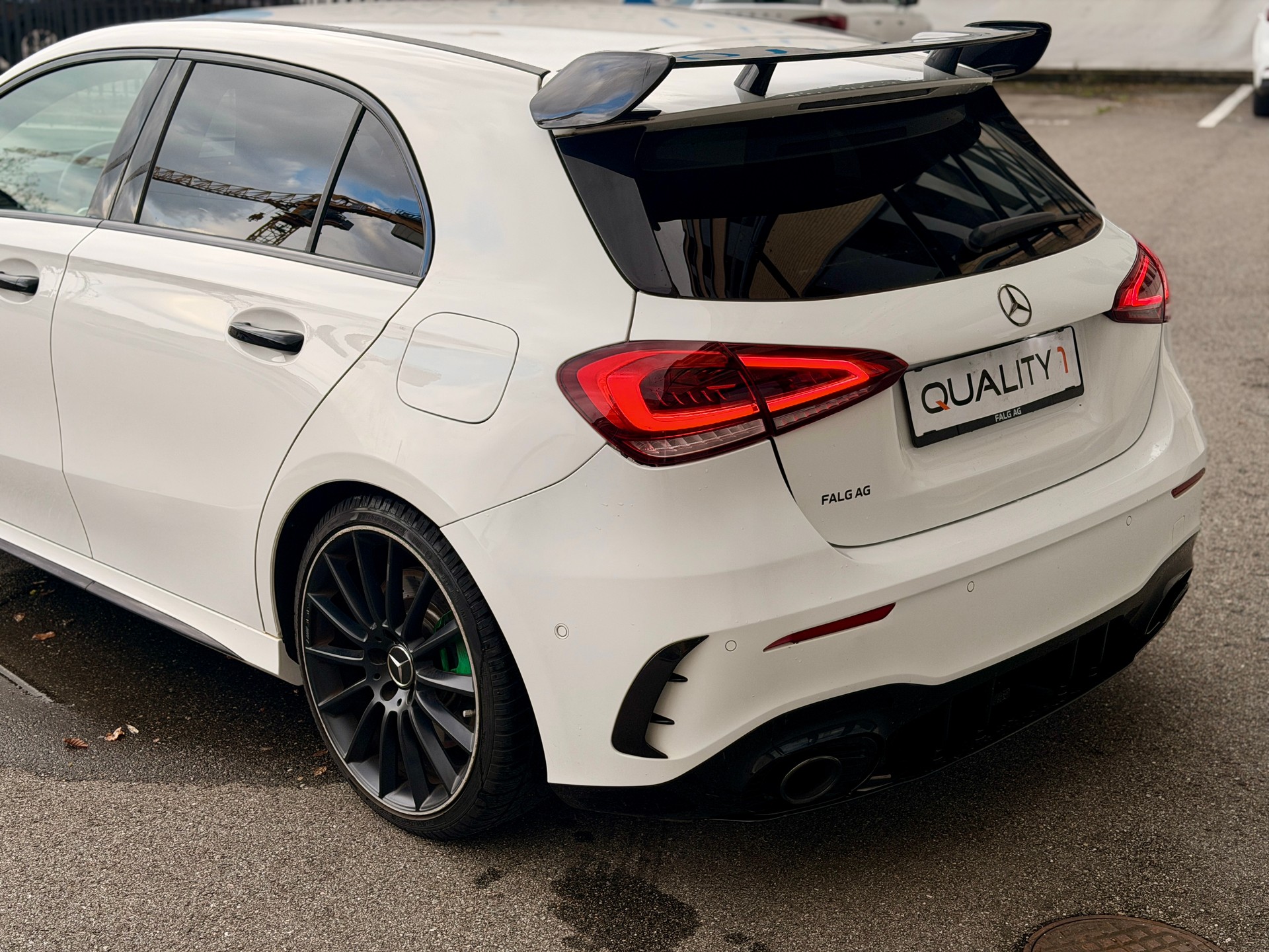 MERCEDES-BENZ A 35 AMG 4Matic Speedshift-image-7