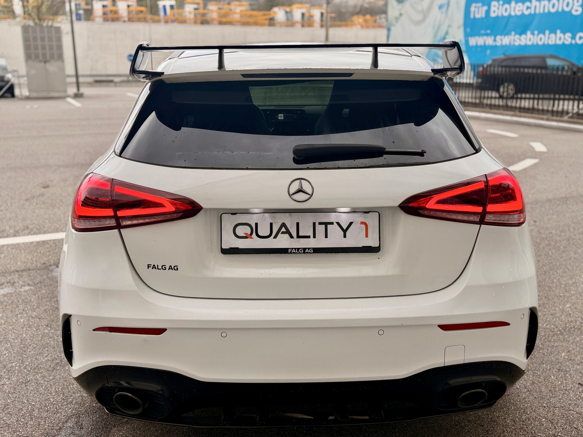 MERCEDES-BENZ A 35 AMG 4Matic Speedshift-image-10