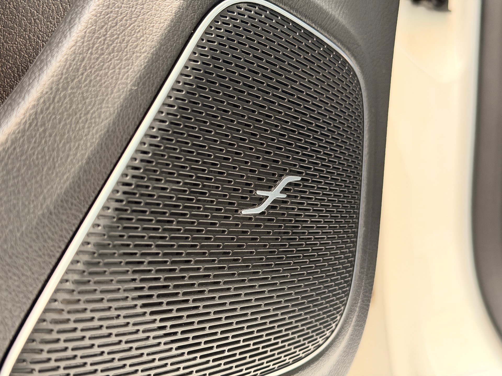 MERCEDES-BENZ A 35 AMG 4Matic Speedshift-image-26