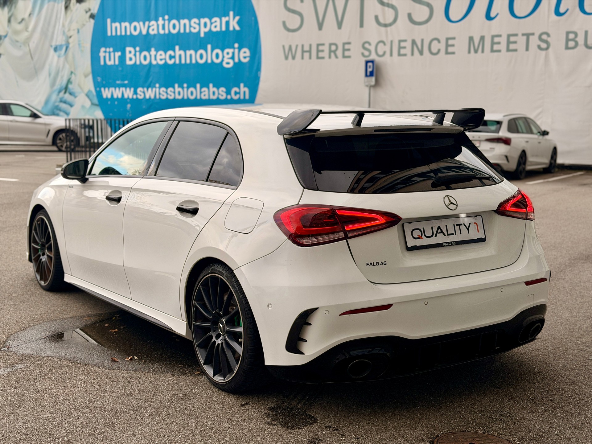 MERCEDES-BENZ A 35 AMG 4Matic Speedshift-image-11