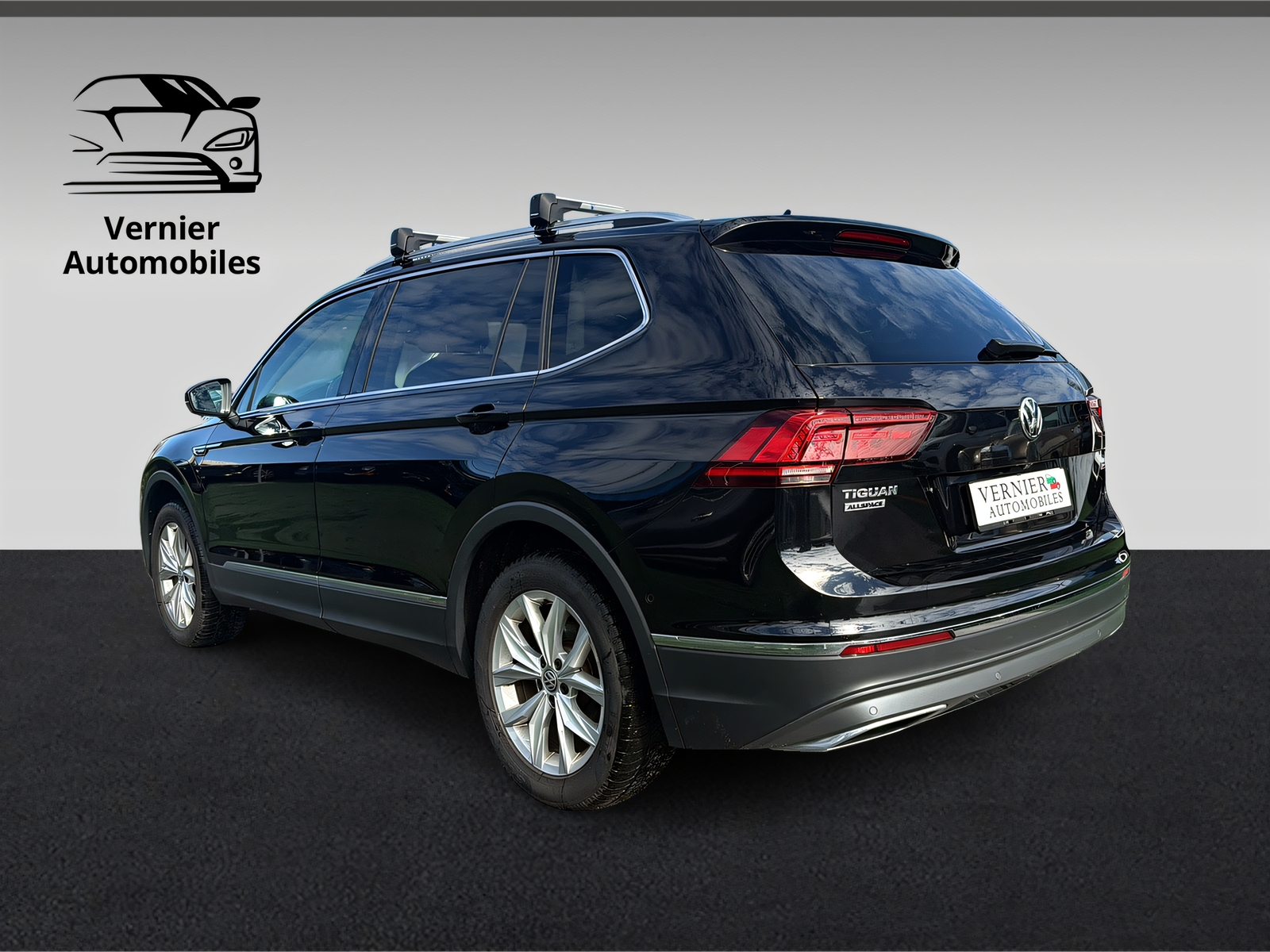 VW Tiguan Allspace 2.0TSI Highline 4Motion DSG-image-4