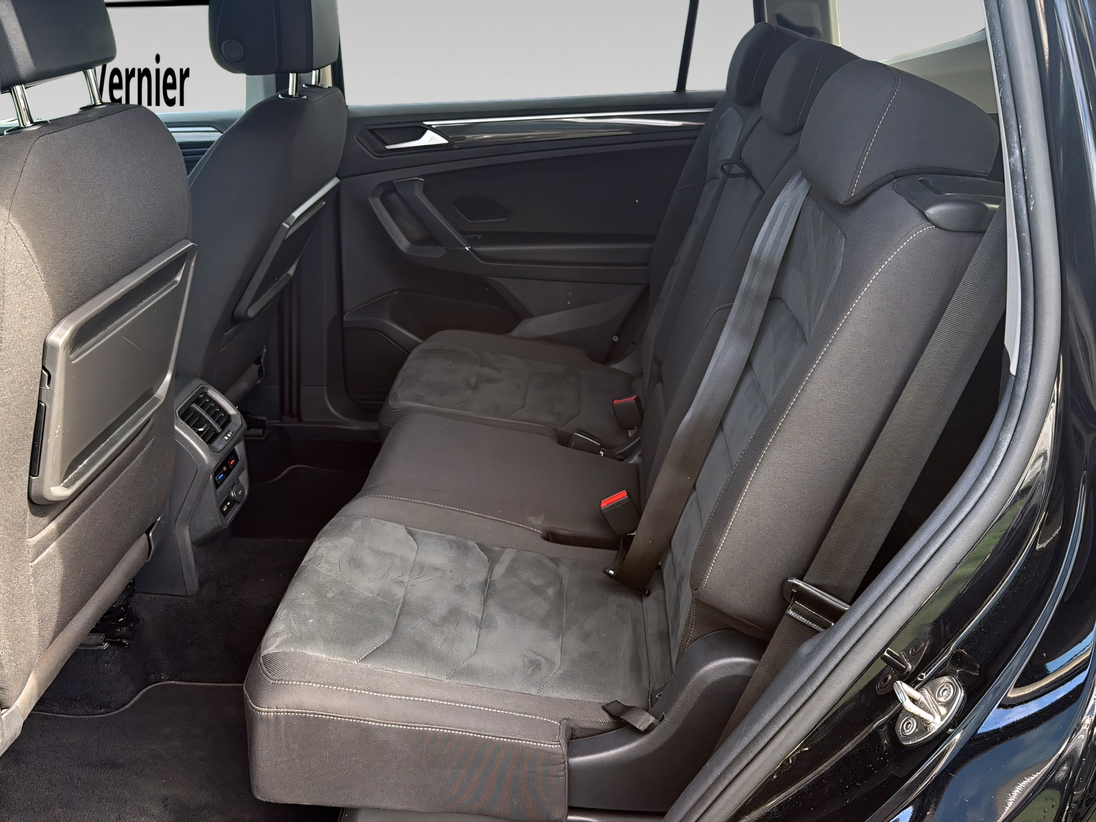 VW Tiguan Allspace 2.0TSI Highline 4Motion DSG-image-13