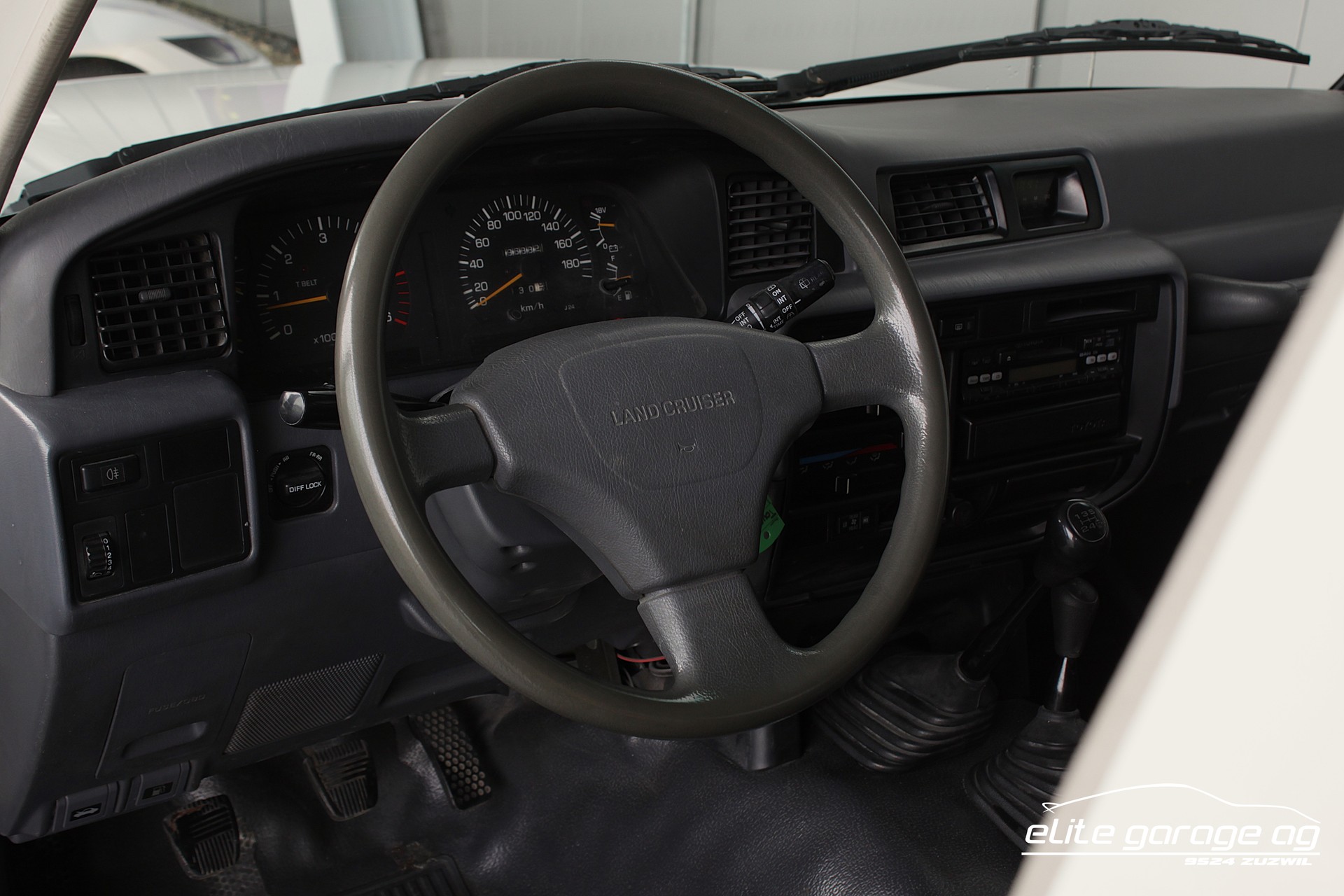 TOYOTA Land Cruiser HDJ80 4.2 TDI-image-13