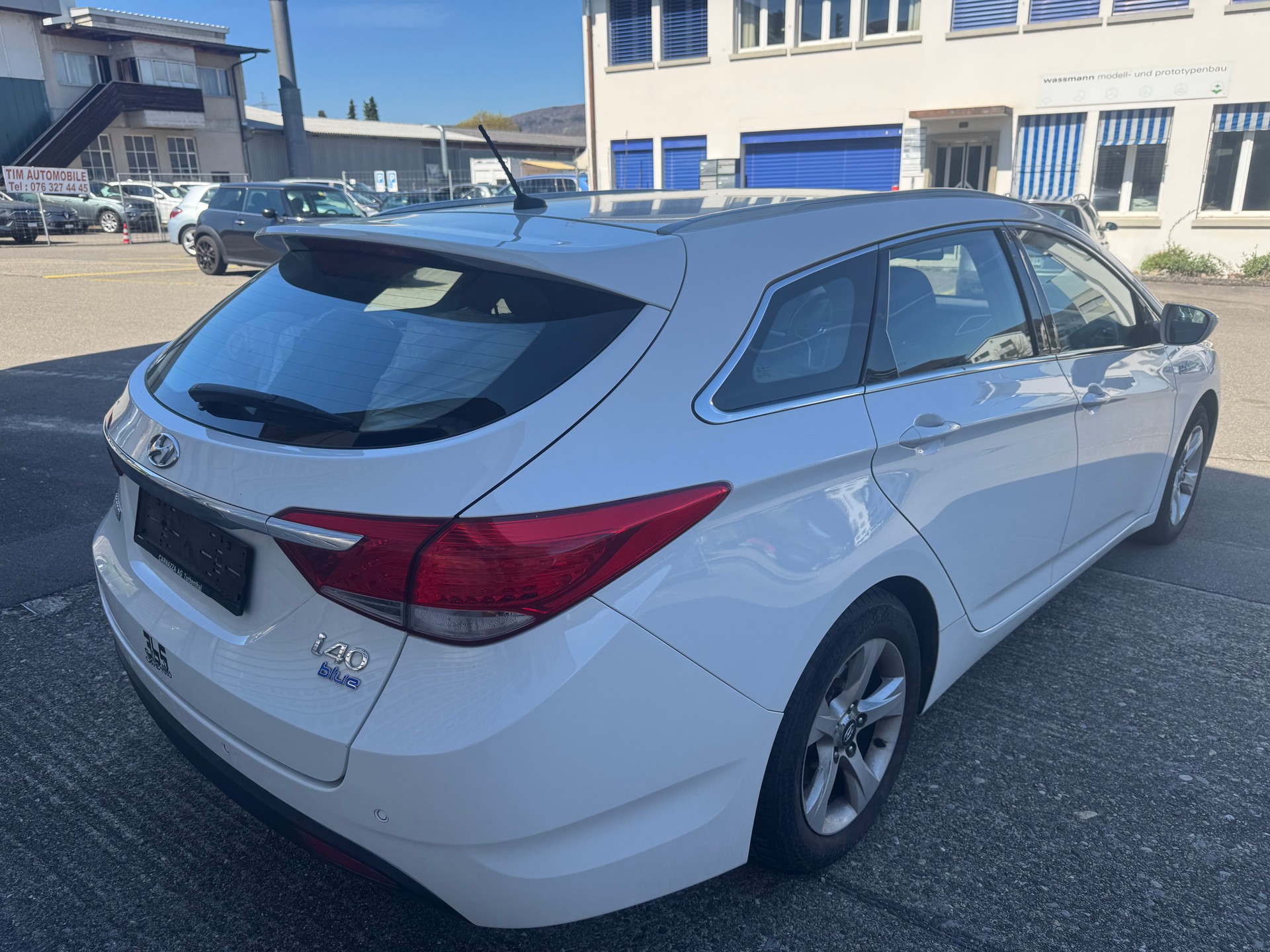 HYUNDAI i40 Wagon 1.7 CRDI ISG Comfort-image-4