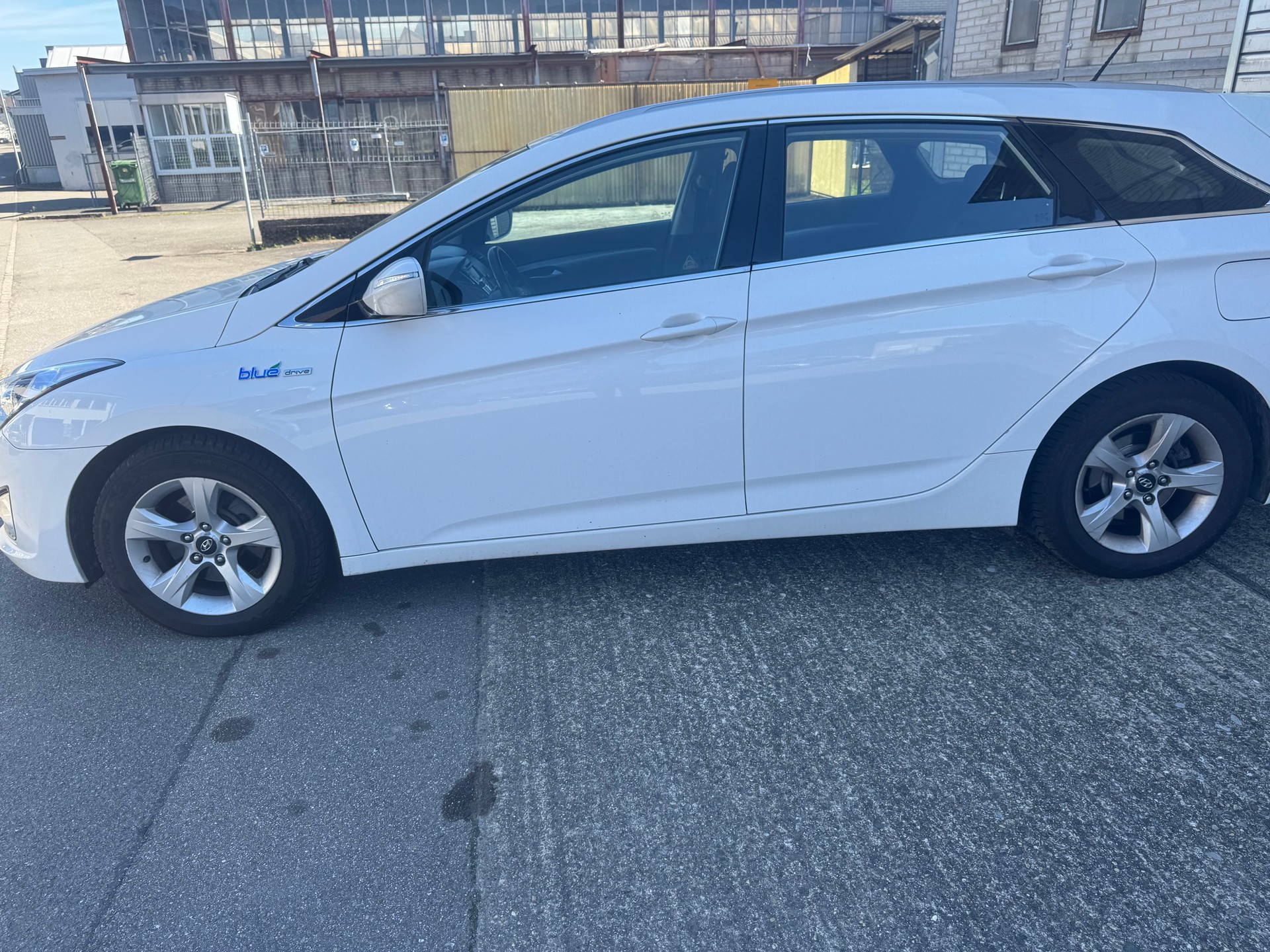 HYUNDAI i40 Wagon 1.7 CRDI ISG Comfort-image-7