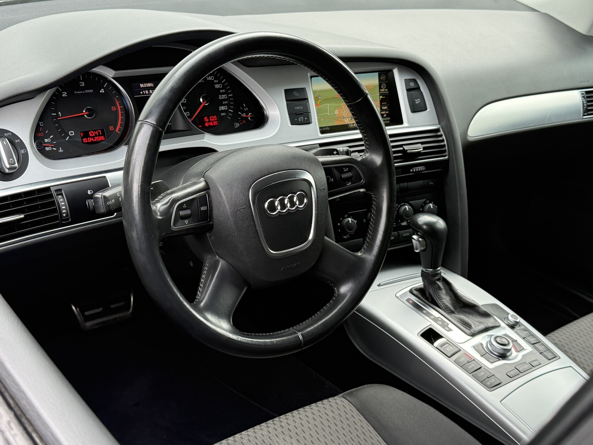 AUDI A6 Avant 2.0 TDIe multitronic-image-12