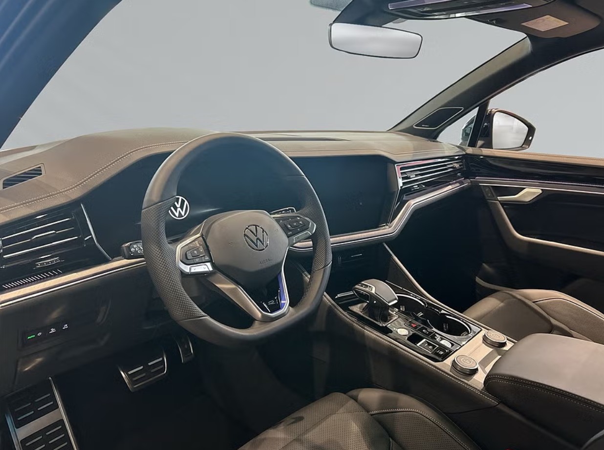 VW Touareg 3.0 TSI eHybrid R Tiptronic-showroom-element-3