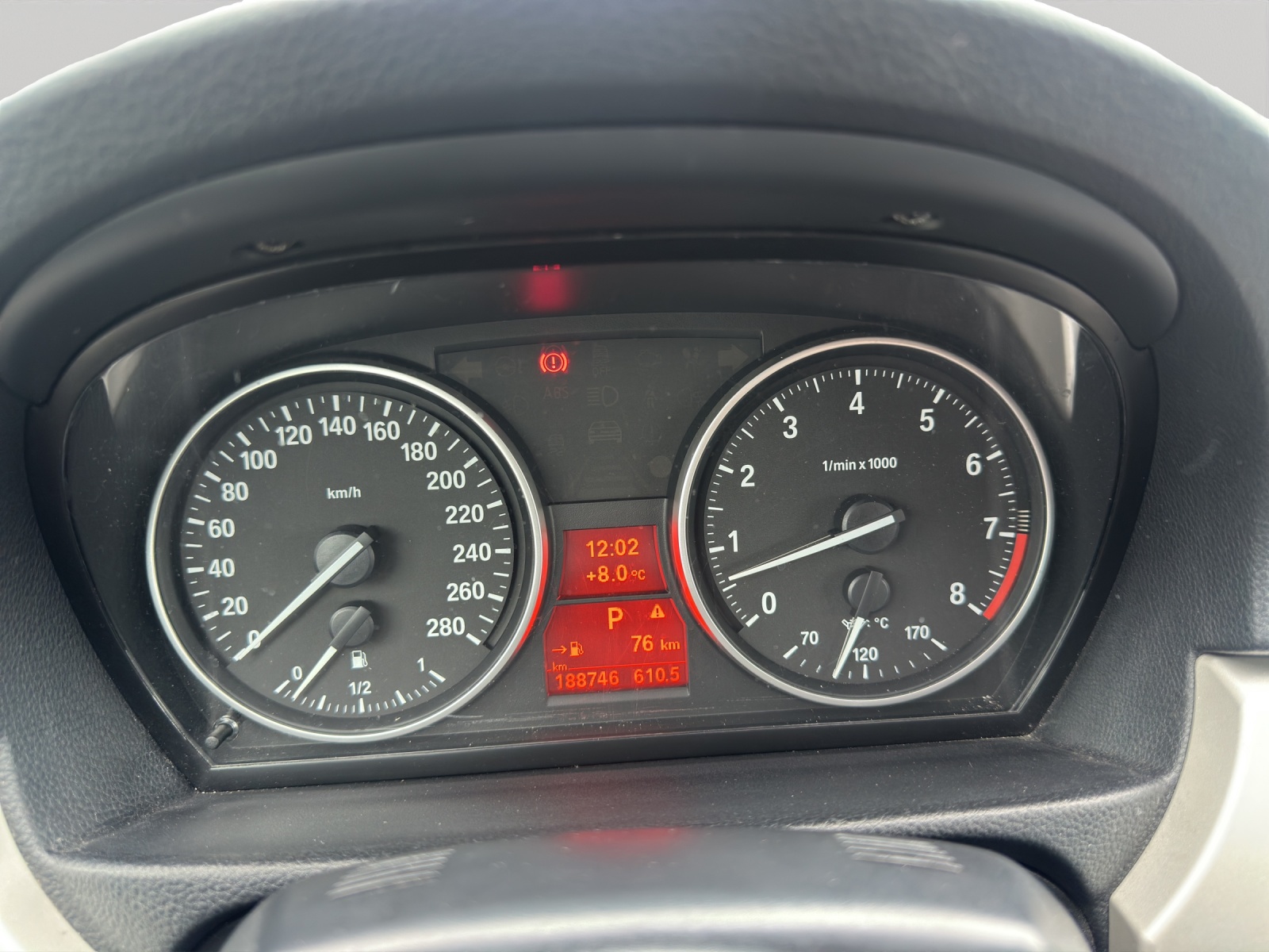 BMW 325i Cabriolet Steptronic-image-18