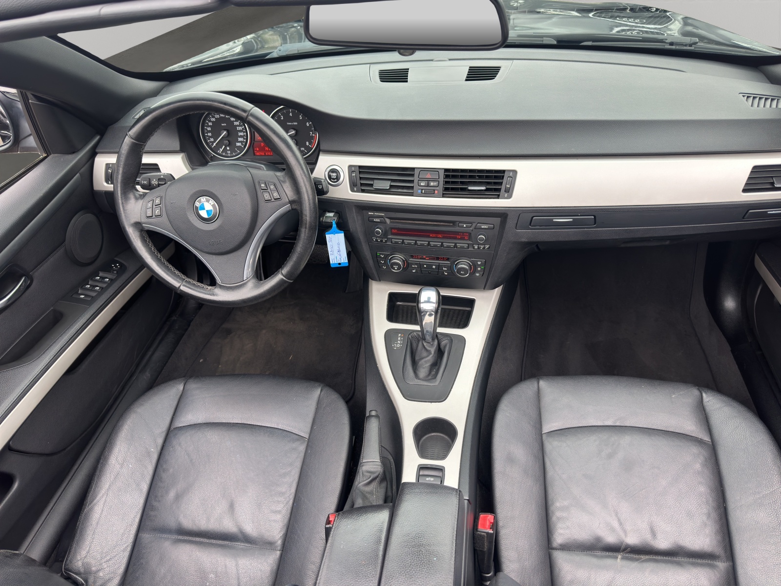 BMW 325i Cabriolet Steptronic-image-8