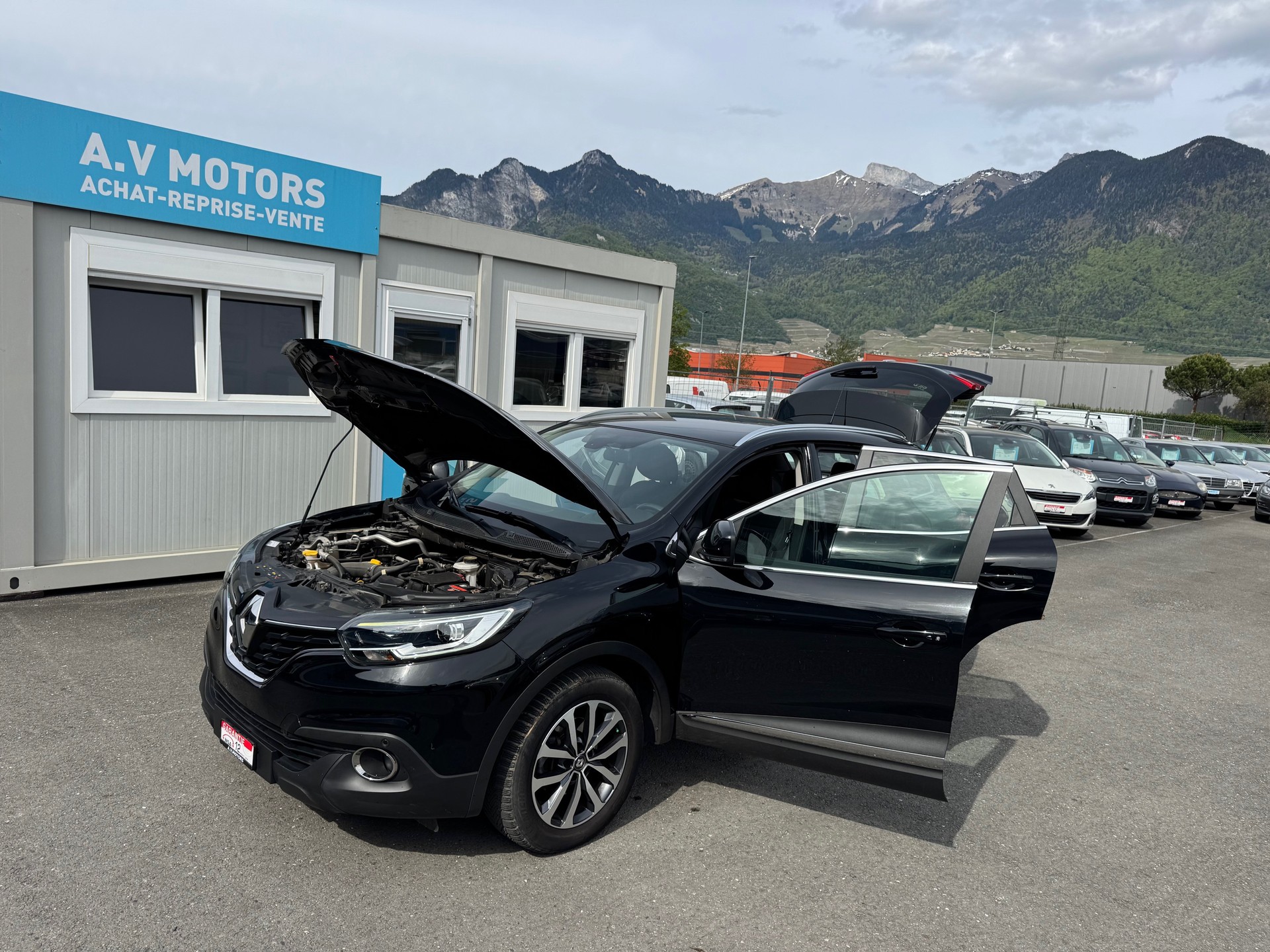 RENAULT Kadjar 1.2 16V Turbo Intens EDC-image-15