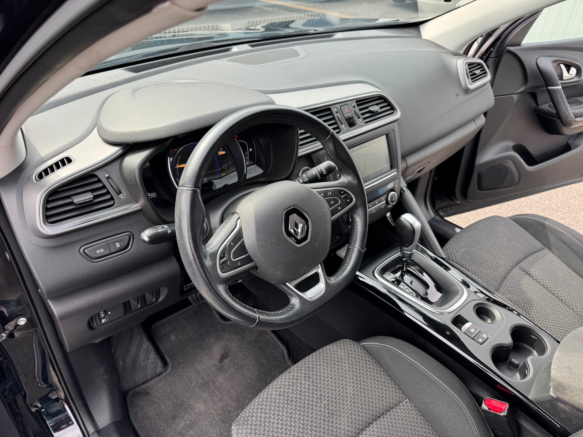 RENAULT Kadjar 1.2 16V Turbo Intens EDC-image-8